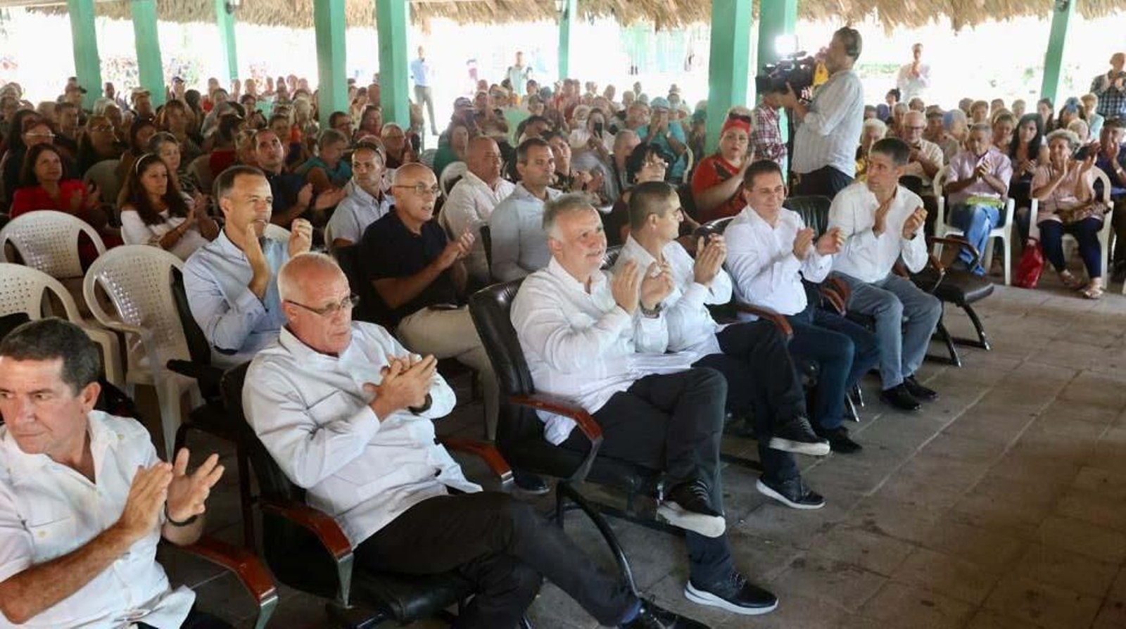 Canarias Torres en Cuba web