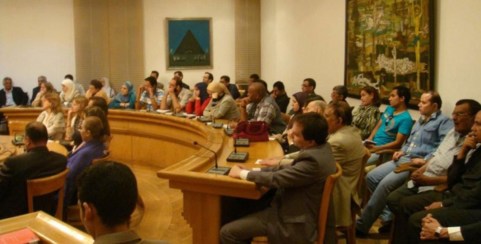 Encuentro de hispanistas árabes en El Cairo.