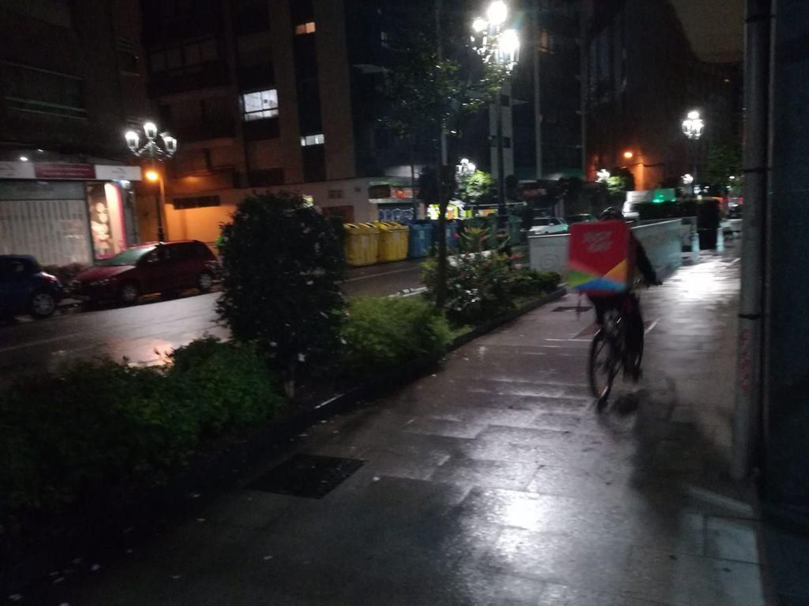 El mal tiempo llegó en la noche de ayer, jueves, y hoy seguirá todo el día.