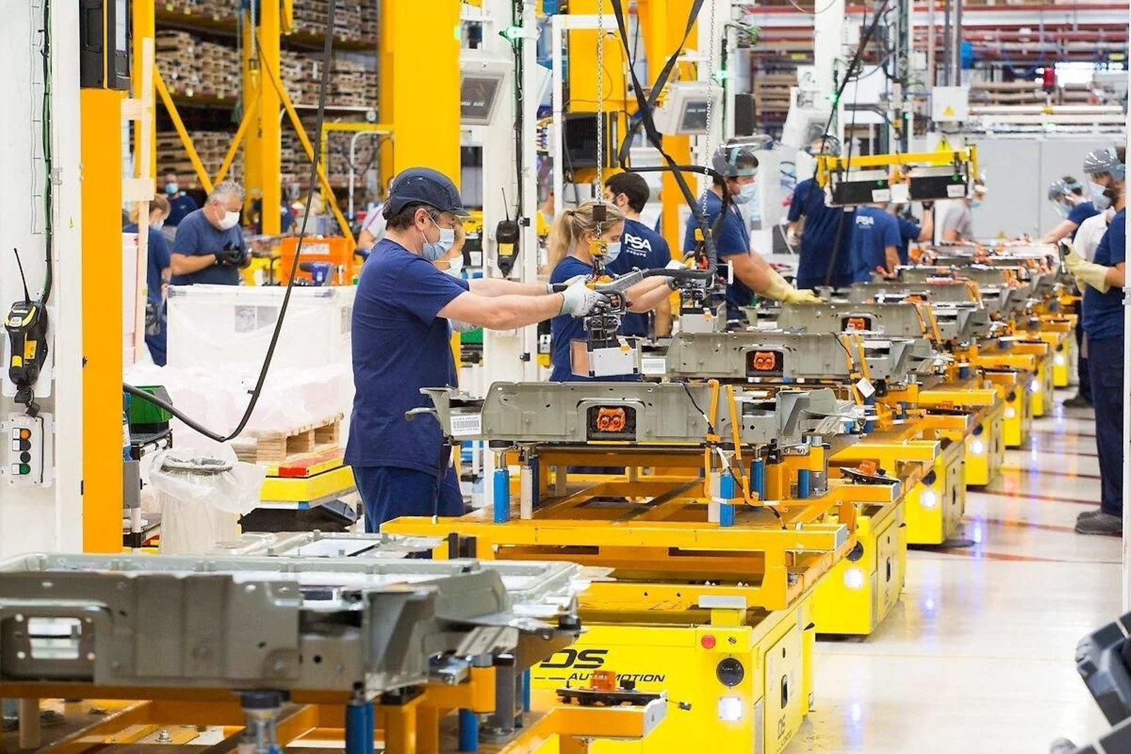 La industria de automoción está inmersa en el cambio de modelo al vehículo eléctrico.