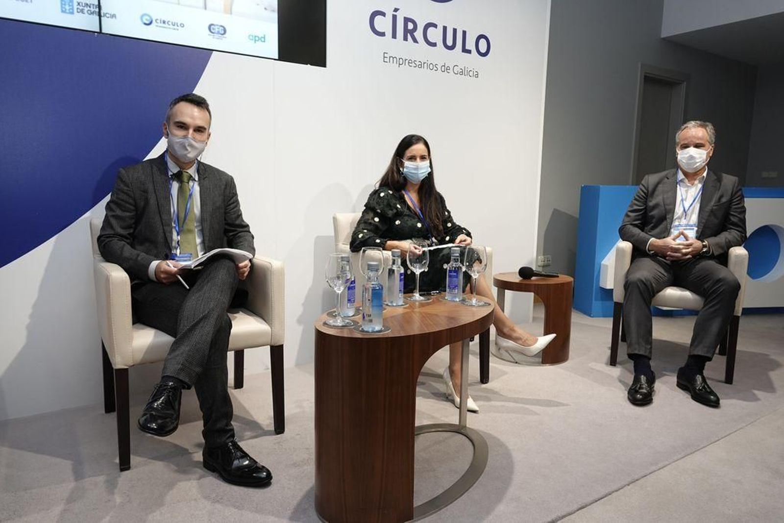 Fernando Guldrís, Patricia García y Alberto Rocha, ayer en la apertura de la jornada en el Círculo.