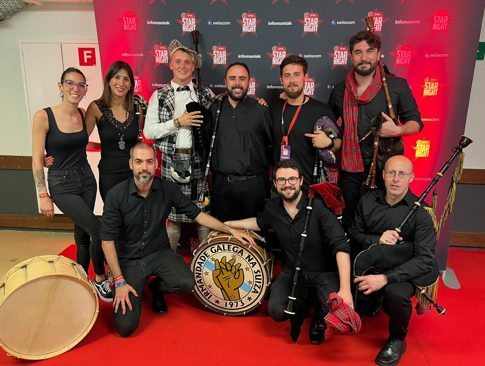 El grupo musical de la Irmandade Galega Na Suiza web