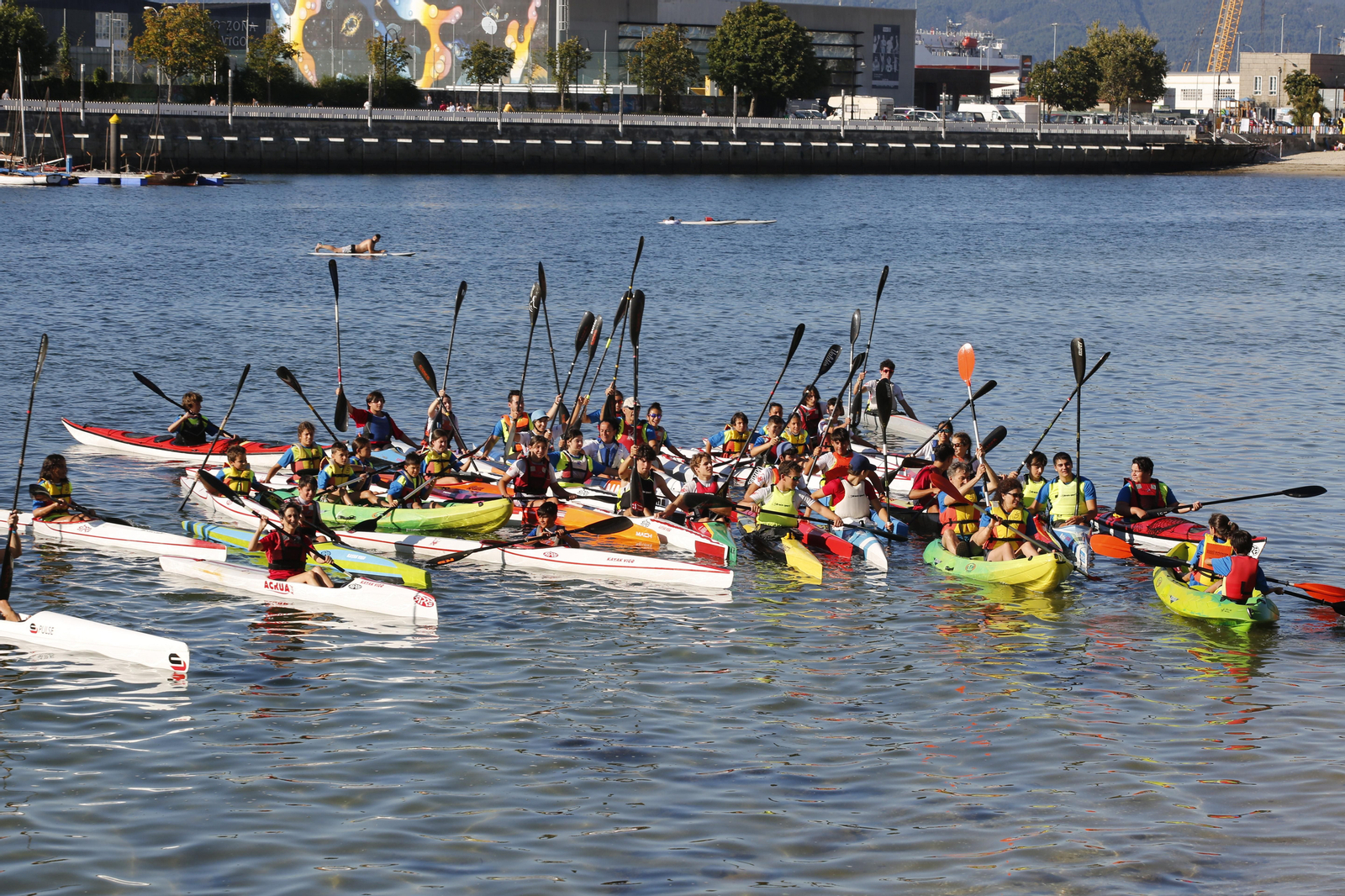 La jornada de entrenamiento especial de la mano de +Deporte Atlántico y el club de piragüismo Kayak Vigo