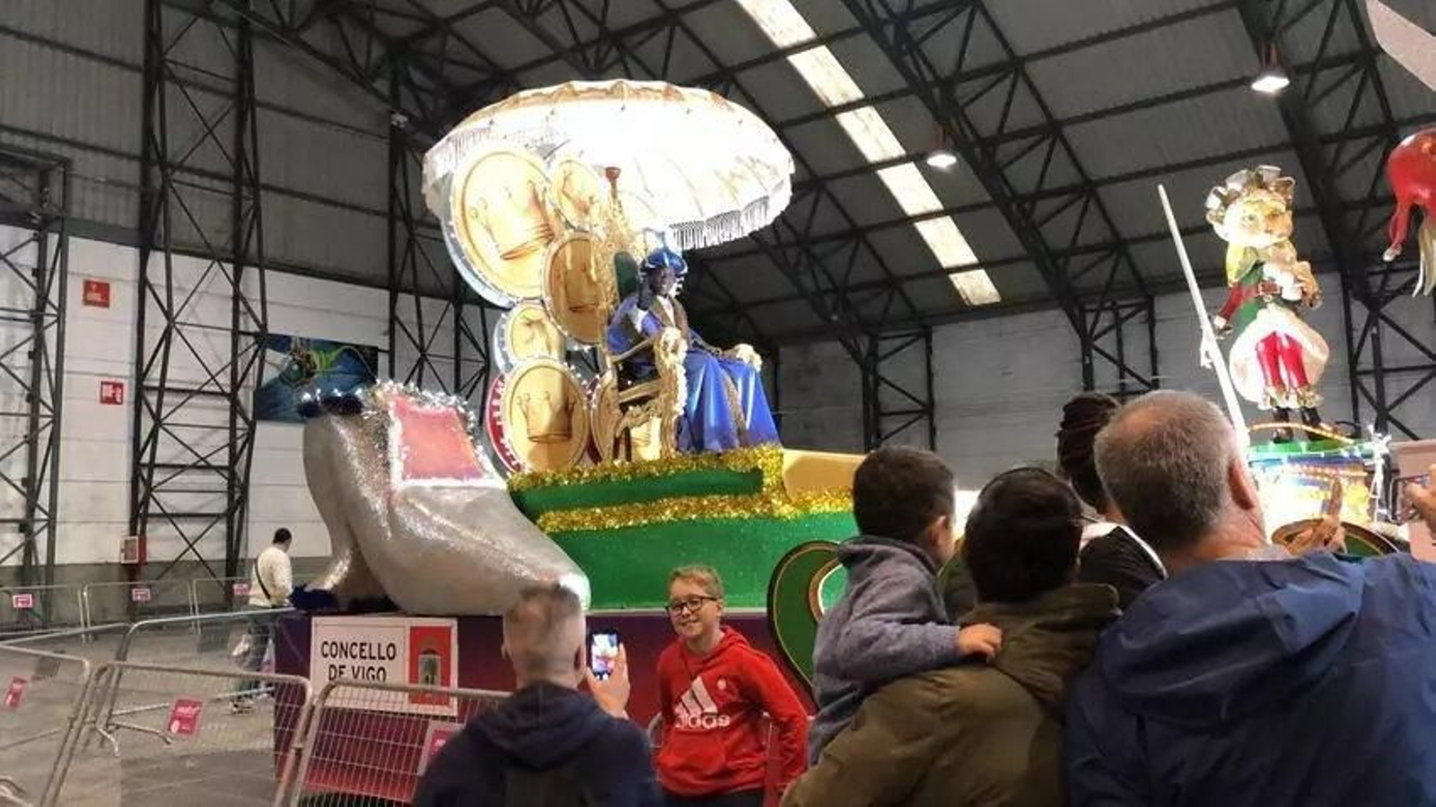 Galería | La Cabalgata de Reyes de Vigo en el Ifevi