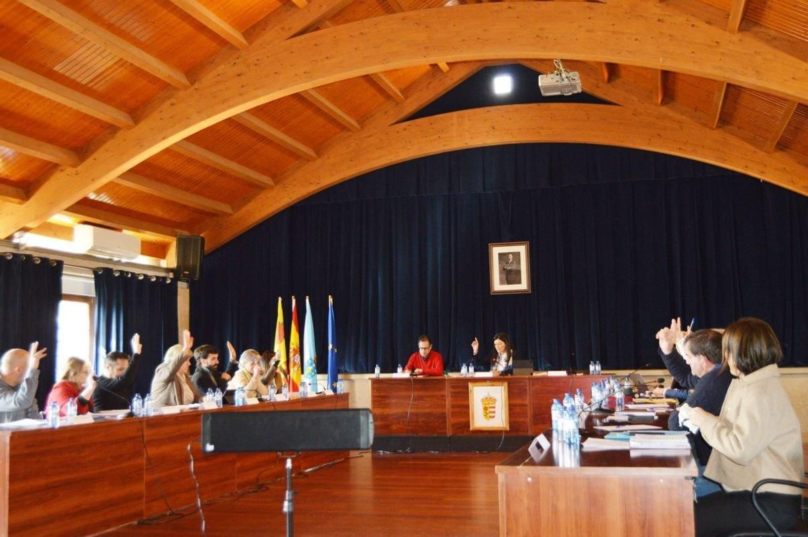 Voto unánime de la corporación para aprobar la moción del PP instando al Ministerio de Transportes.