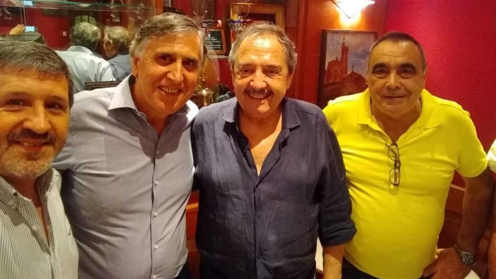 José González Costa en el Centro Lalín con Ricardo Alfonsín, José Luis Seoane y Carlos González