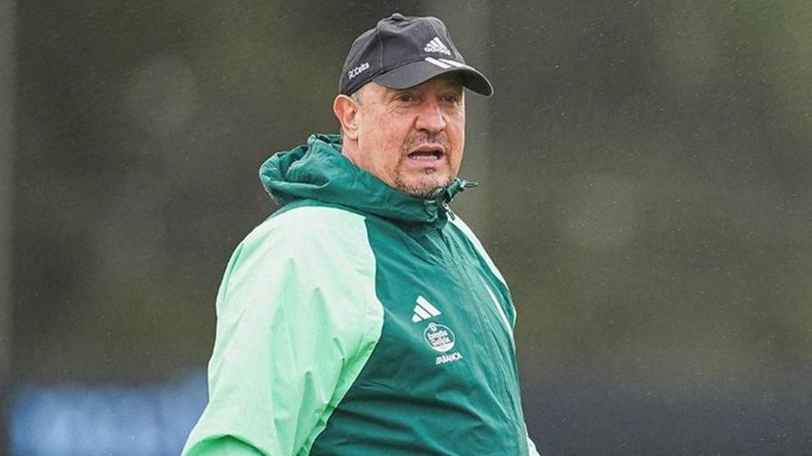 Rafa Benítez no dio pistas sobre la alineación por la que apostará esta noche ante la Real.