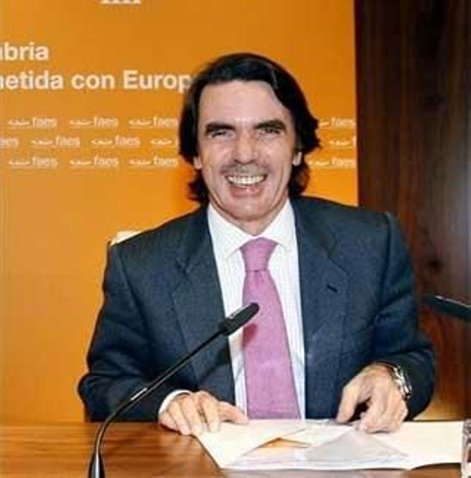 El ex presidente del  Gobierno español, José María Aznar.