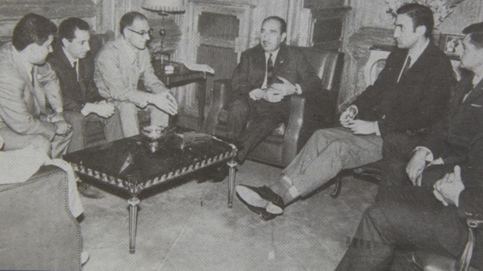 Equipo de trabajo fundacional del primer medio de comunicación de la emigración