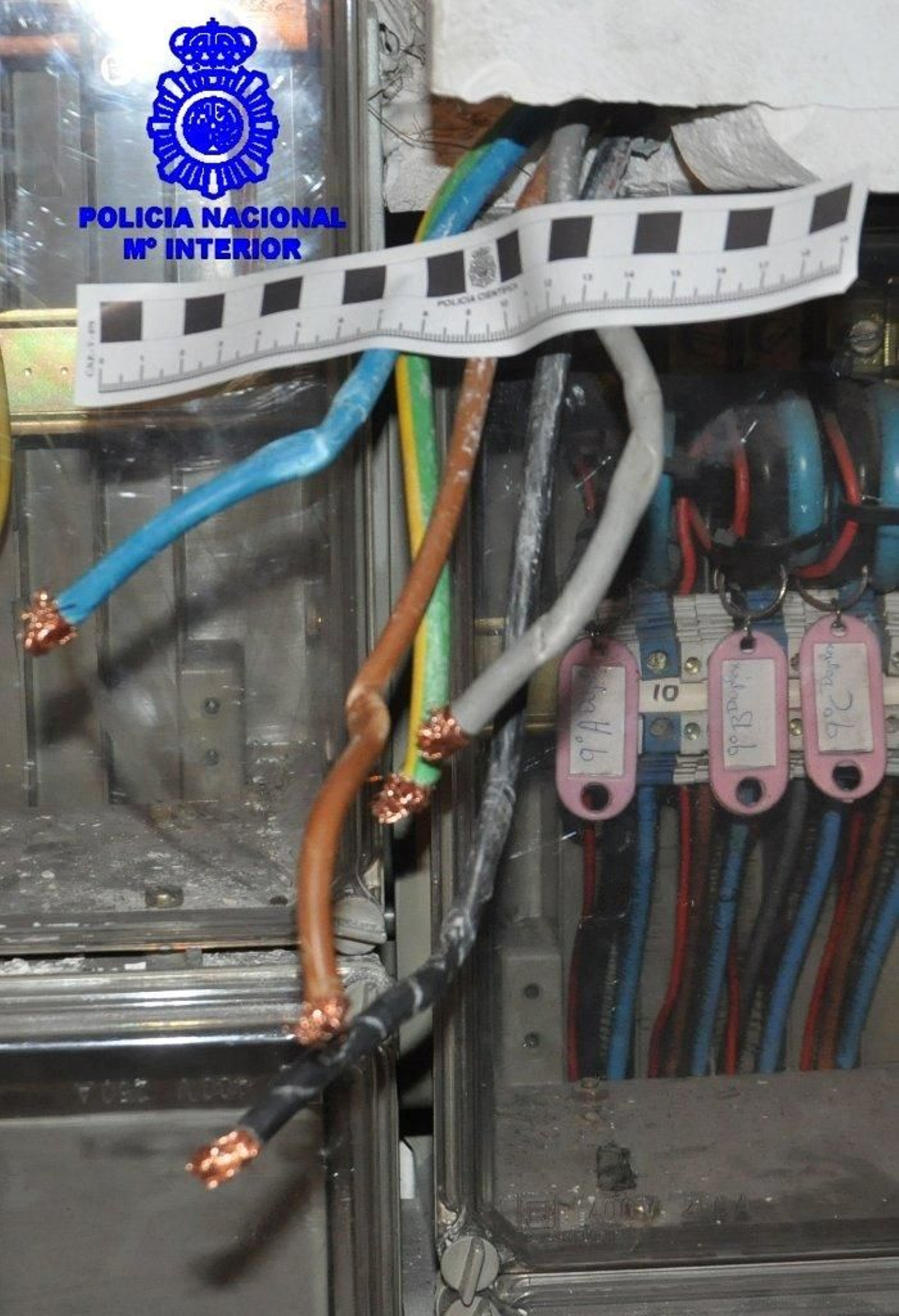 Estado en que dejó los cables.