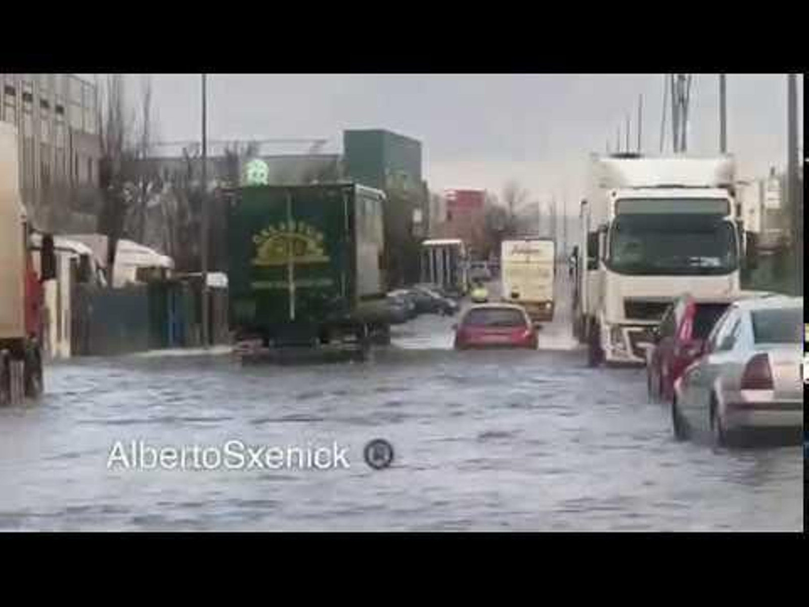 Porriño inundado tras las fuertes lluvias