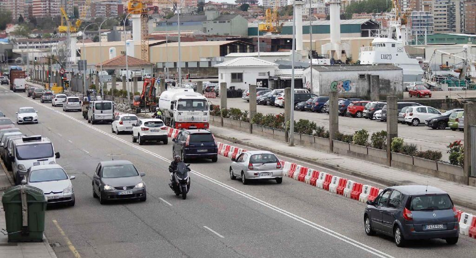 Las obras del carril bici colapsan Beiramar _ J.V. Landín 1