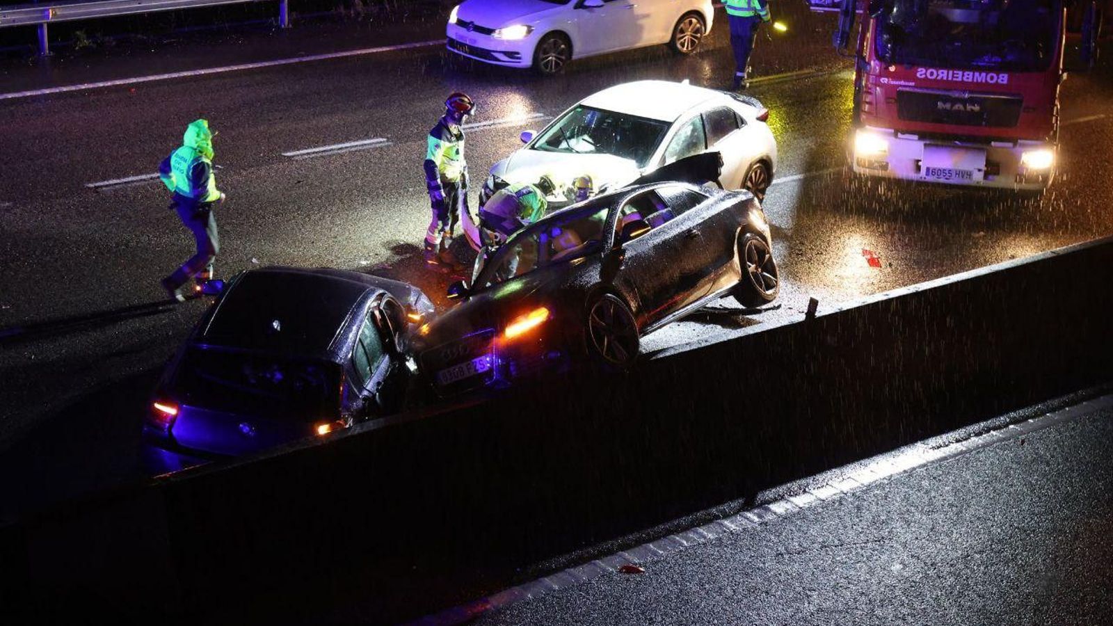 Colisión en la A-55 en Tameiga. // Alberte