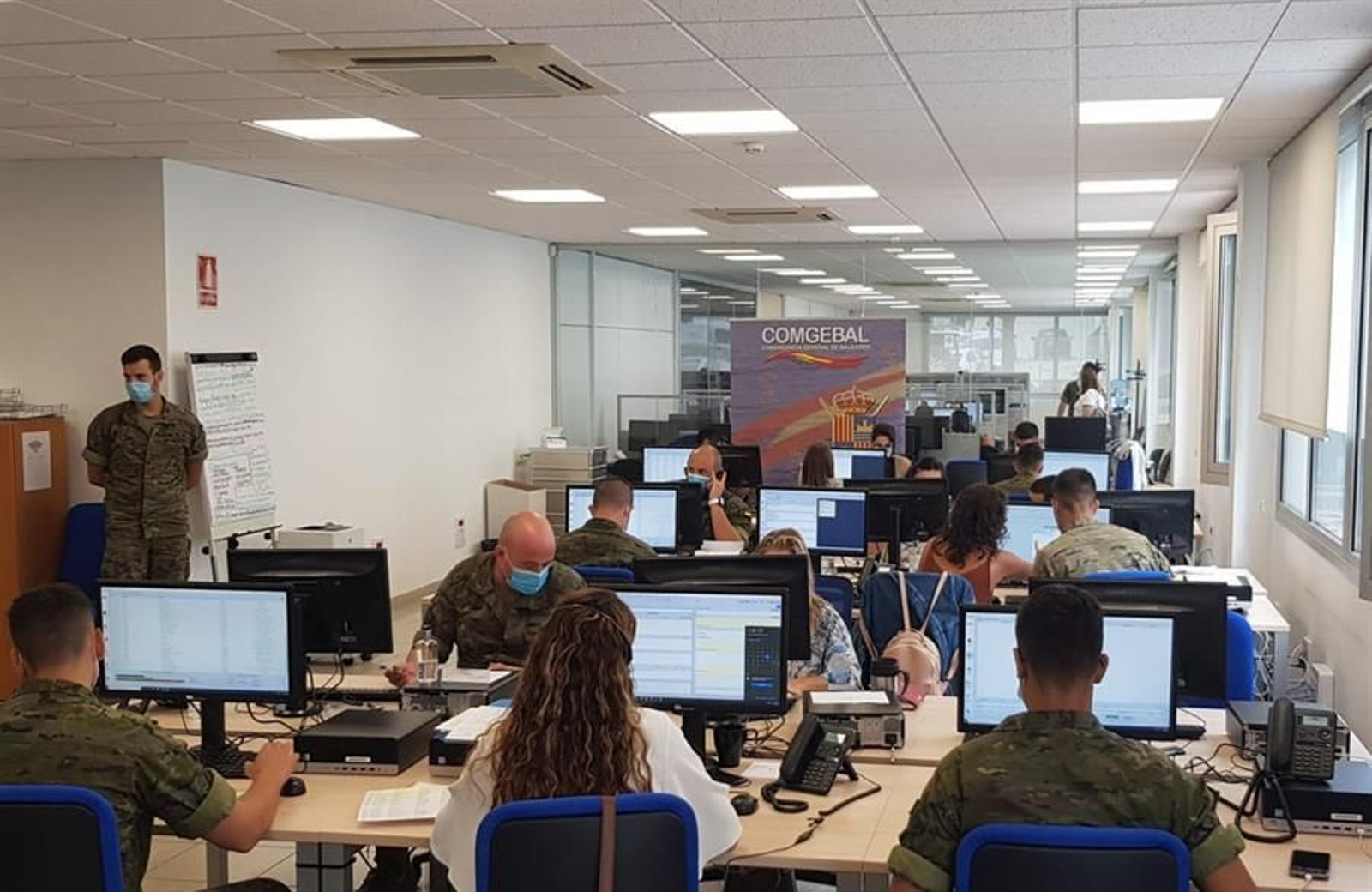 Rastreadores del Ejército de Tierra, del Ejército del Aire y de la Armada rastréan de casos de Covid