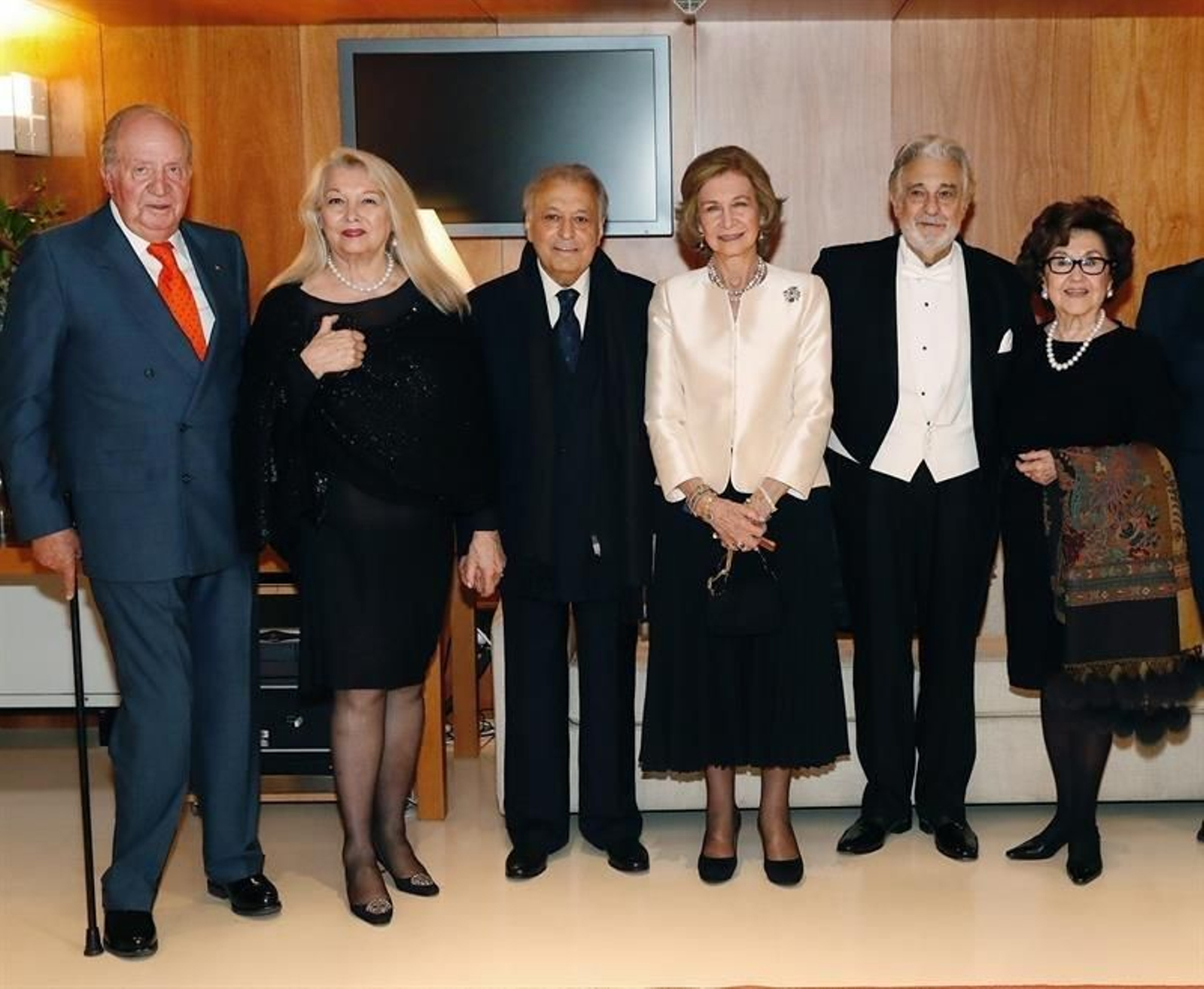 El rey Juan Carlos y la reina Sofía junto al director indio Zubin Mehta