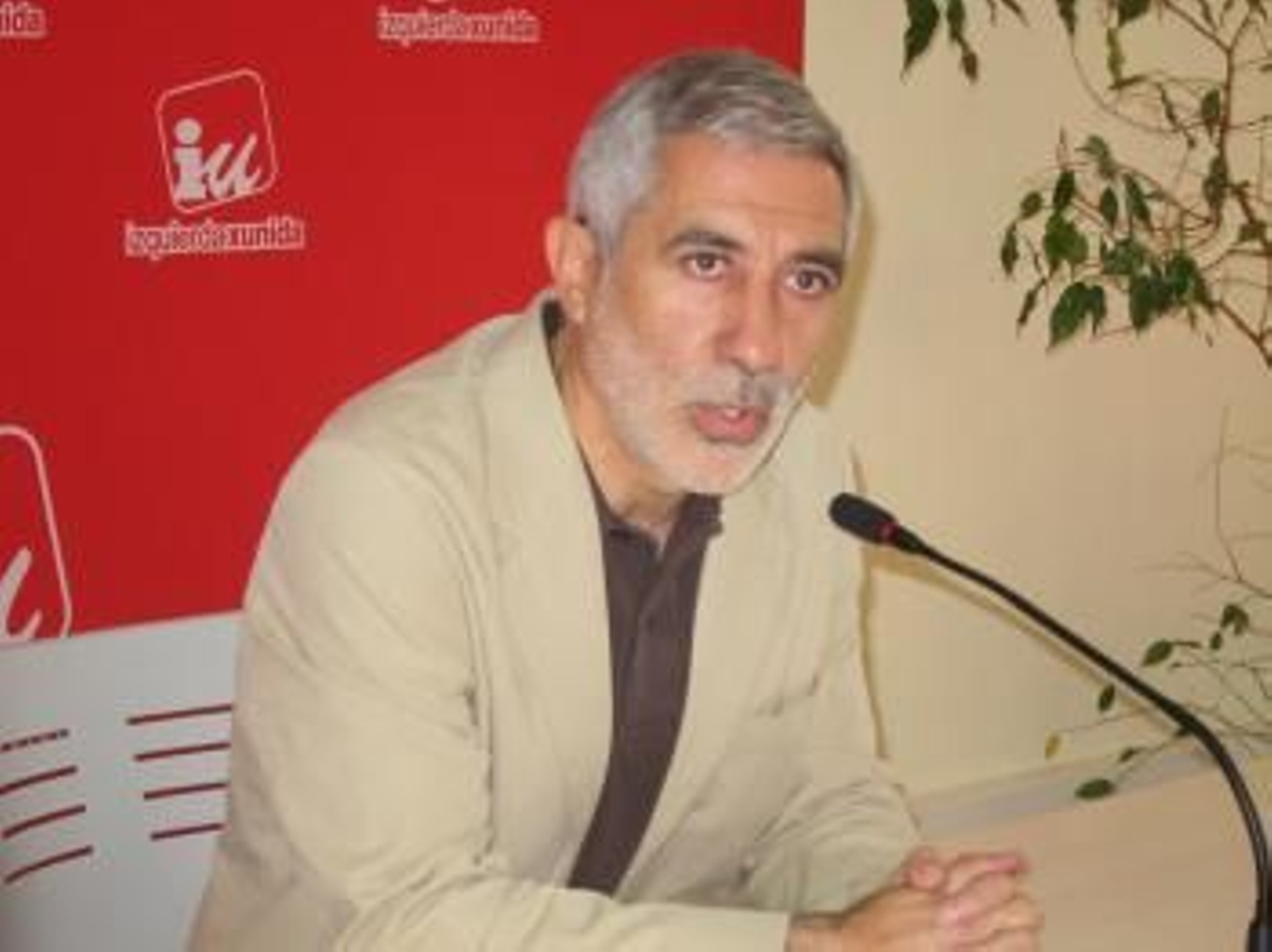 El diputado de IU, Gaspar Llamazares