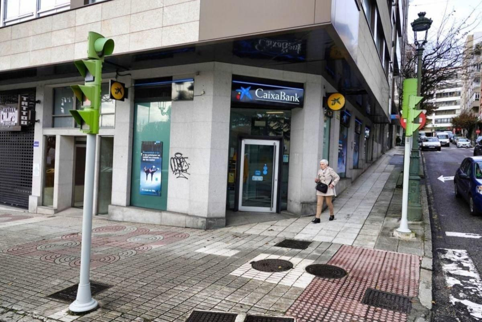 El atraco se produjo en una sucursal de Caixabank en plena Gran Vía la víspera del puente de la Inmaculada.
