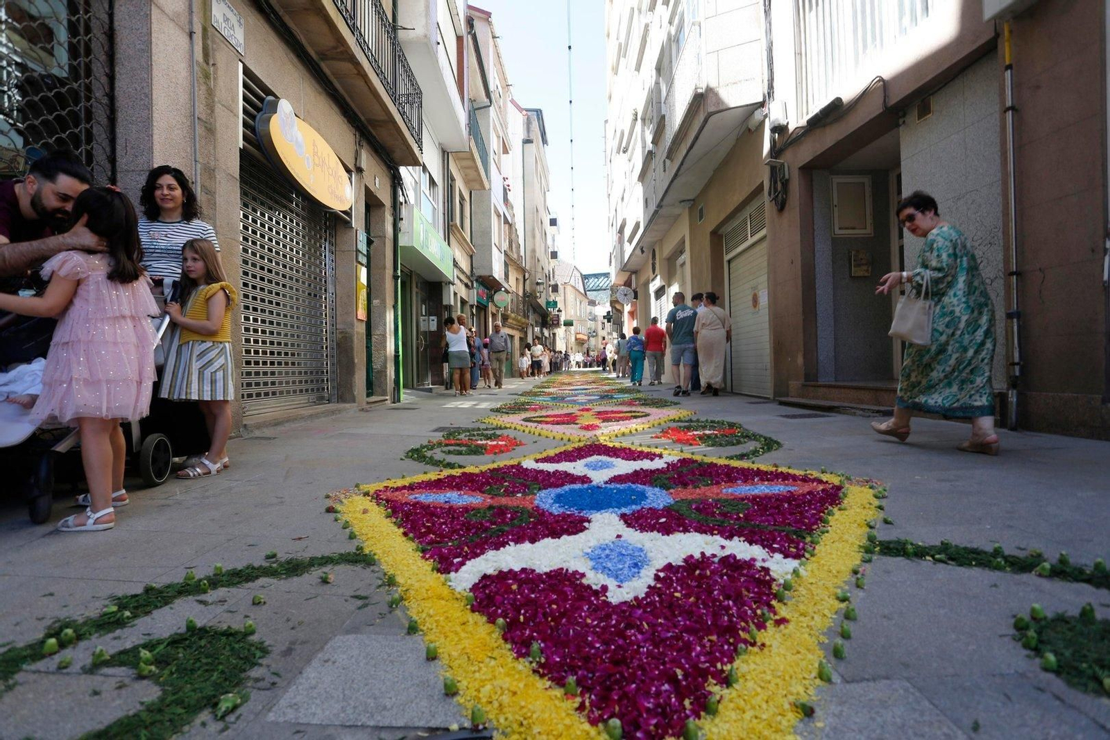 Danza das Espadas y Baile das Penlas, en Redondela.