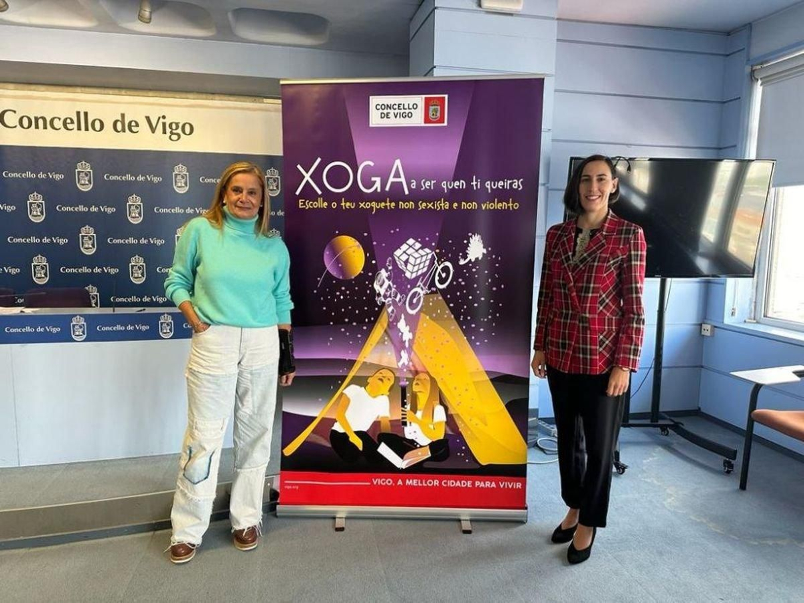 Carmela Silva y Ana Laura Iglesias presentando la campaña.