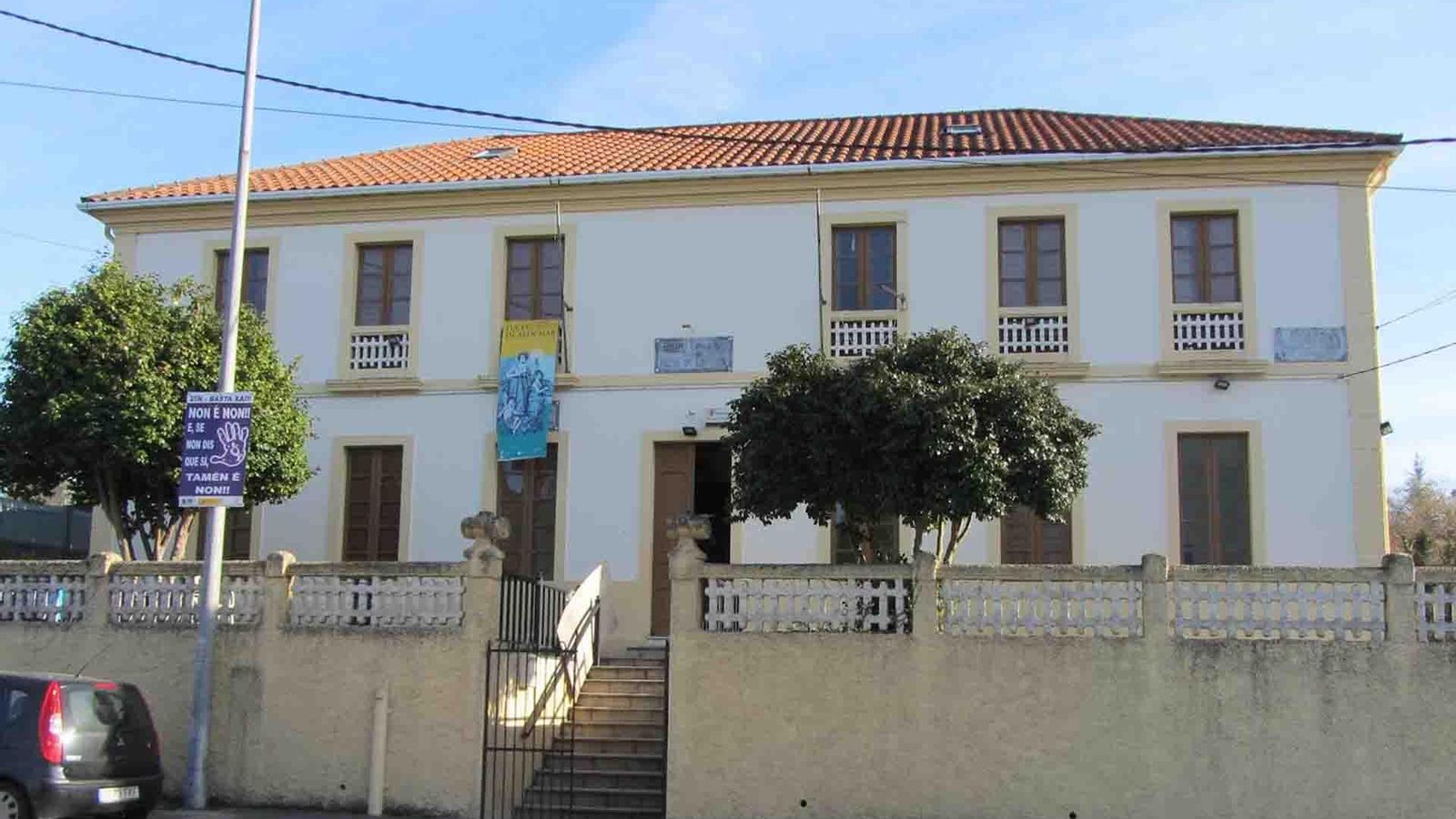 Escuela de Limodre, (Fene)