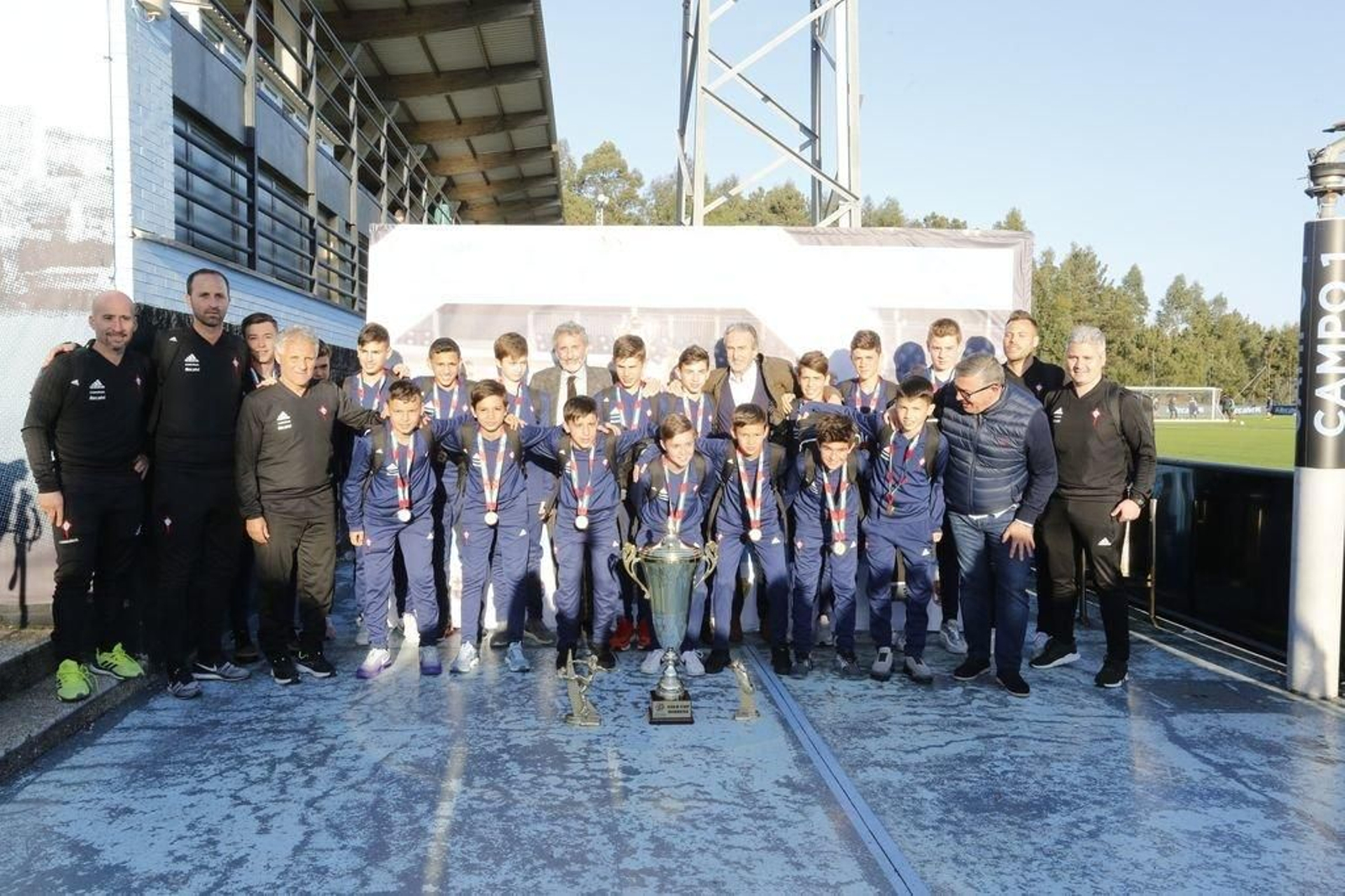 Recepción a los infantiles campeones de la Copa de Dubai