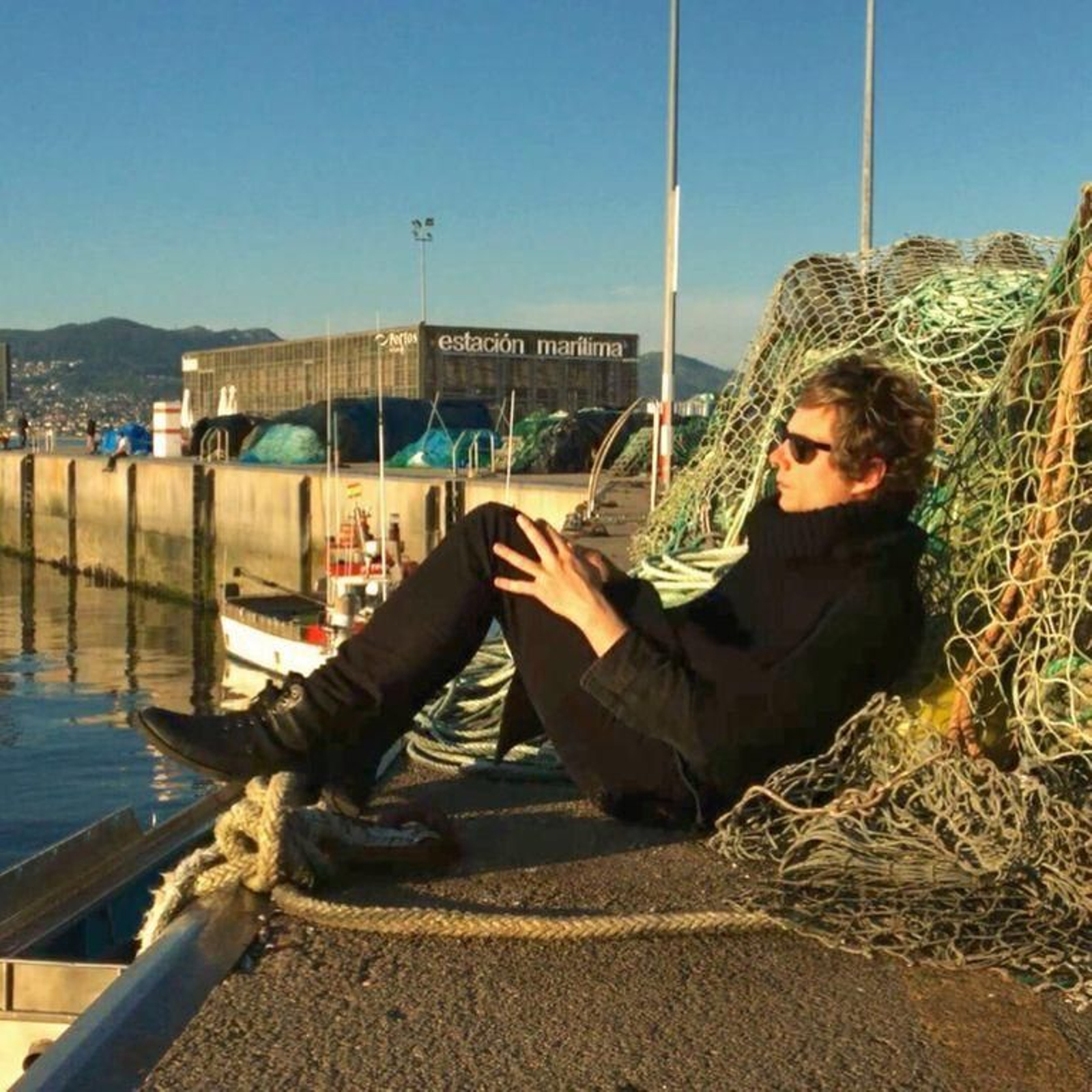 El artista vigués Josete Díaz Villanueva, que tocará el sábado 18 de julio en Panxón, en el puerto de Baiona.