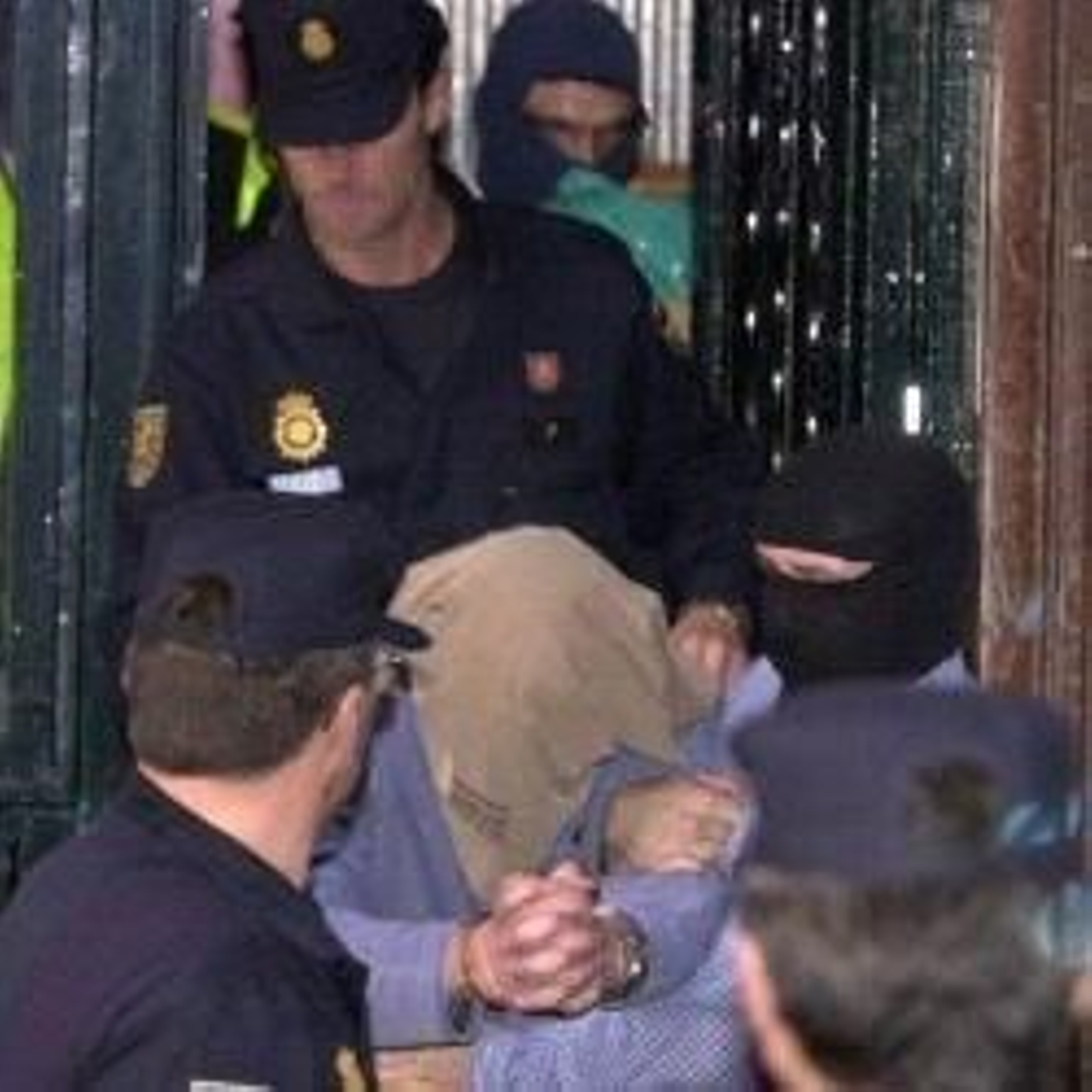 Detención de cooperantes con la kale borroka.