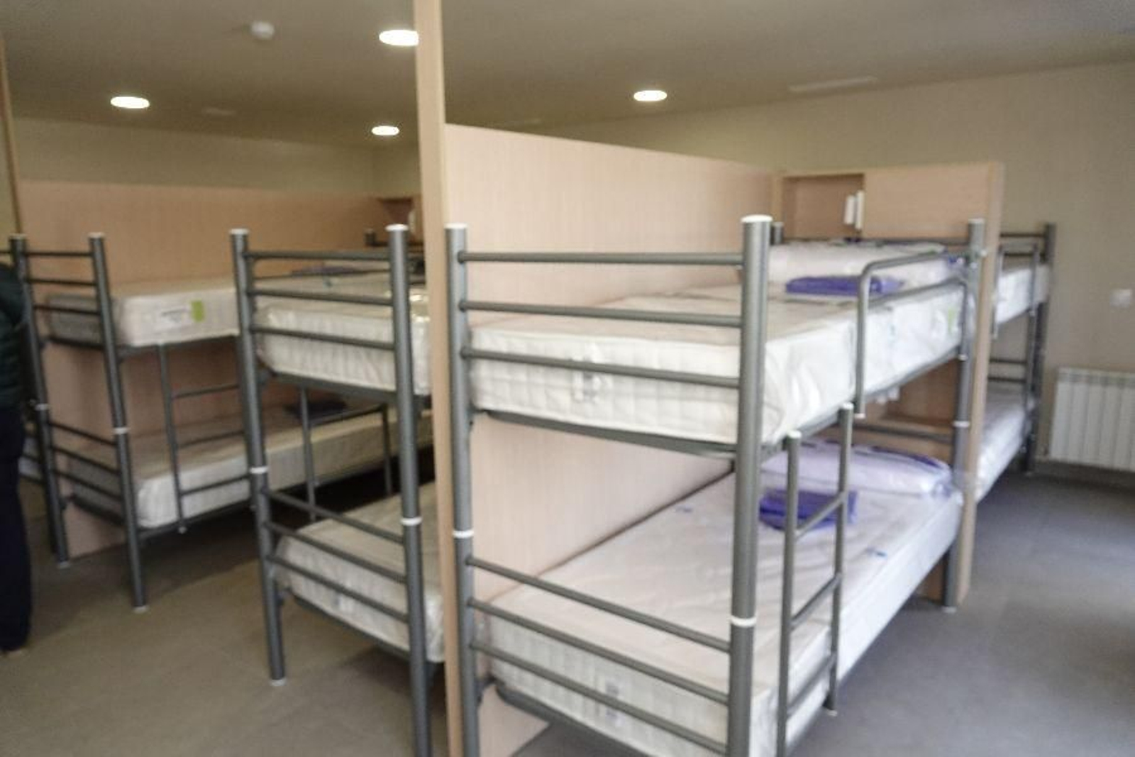 Así es el albergue de peregrinos de O Berbés por dentro // Vicente Alonso