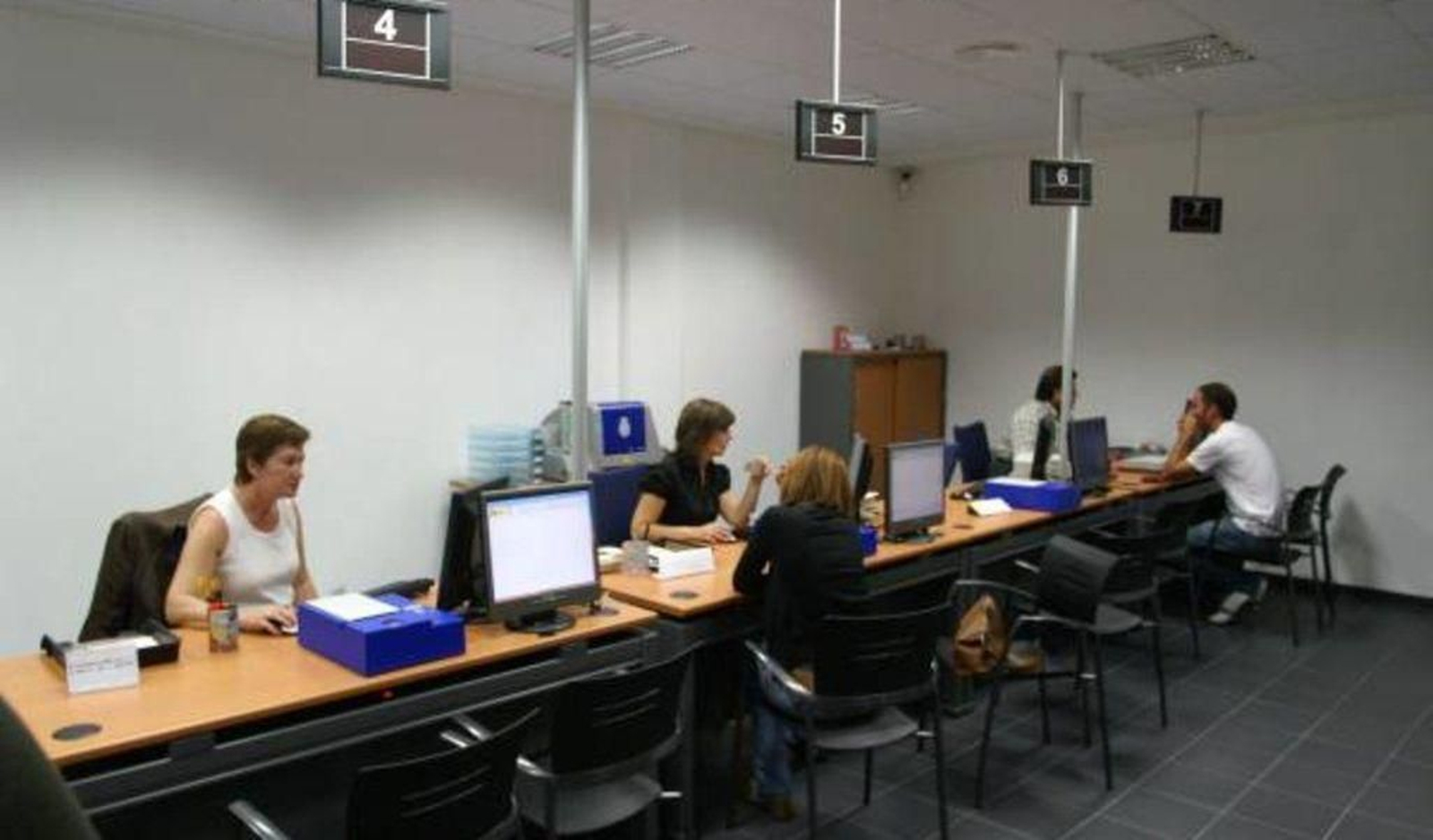 Vigo llegó a tener una oficina para la expedición del DNI antes de la renovación de la actual Comisaría.