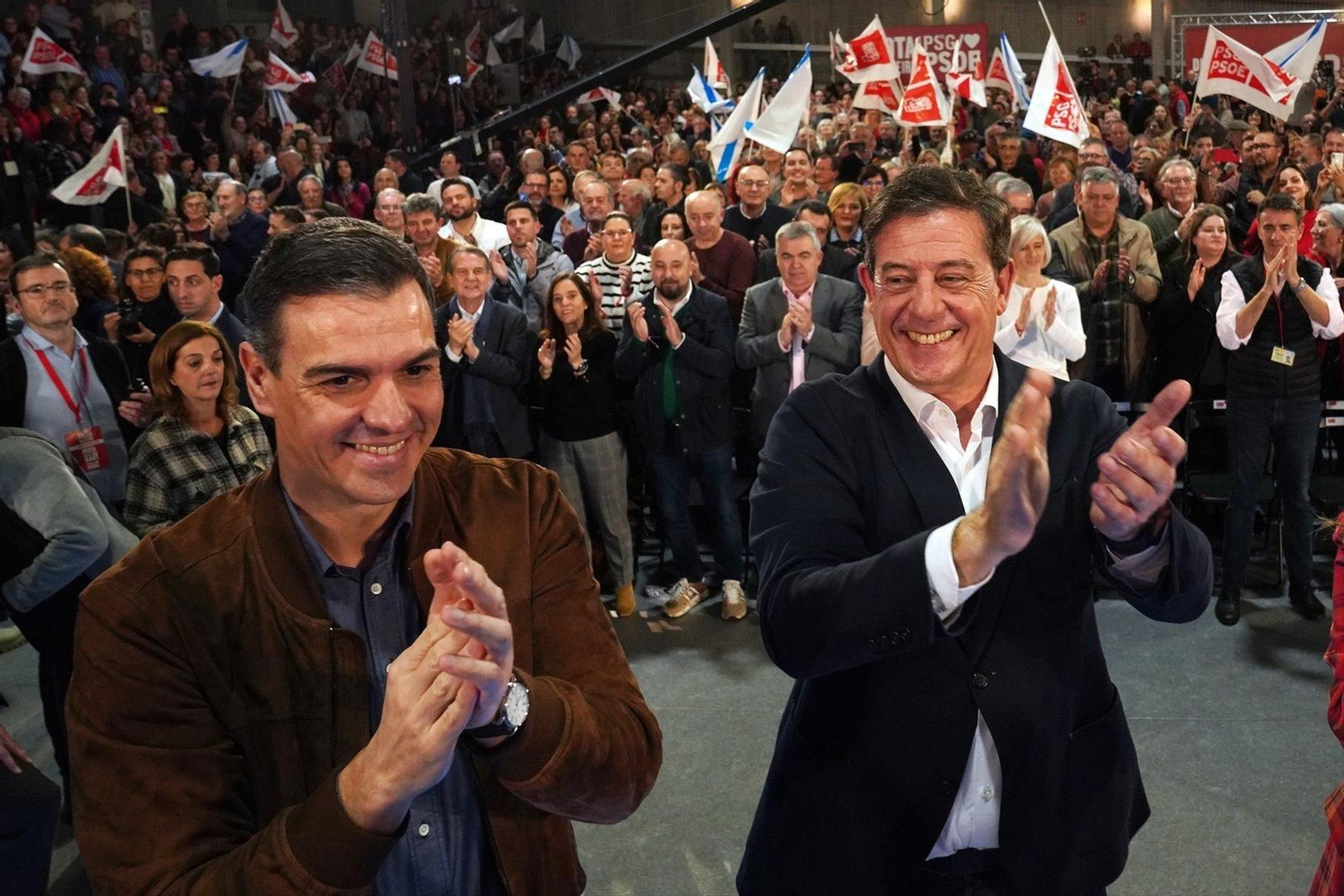 Pedro Sánchez y José Ramón Gómez Besteiro, ayer en Fontiñas.