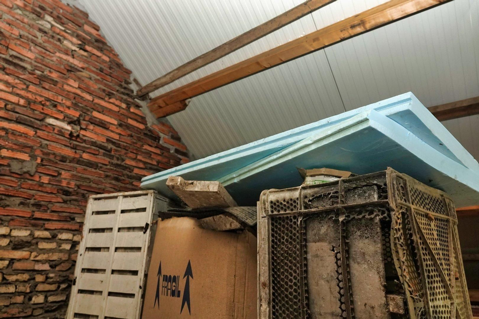 Las goteras en la vivienda de la calle Aragón.