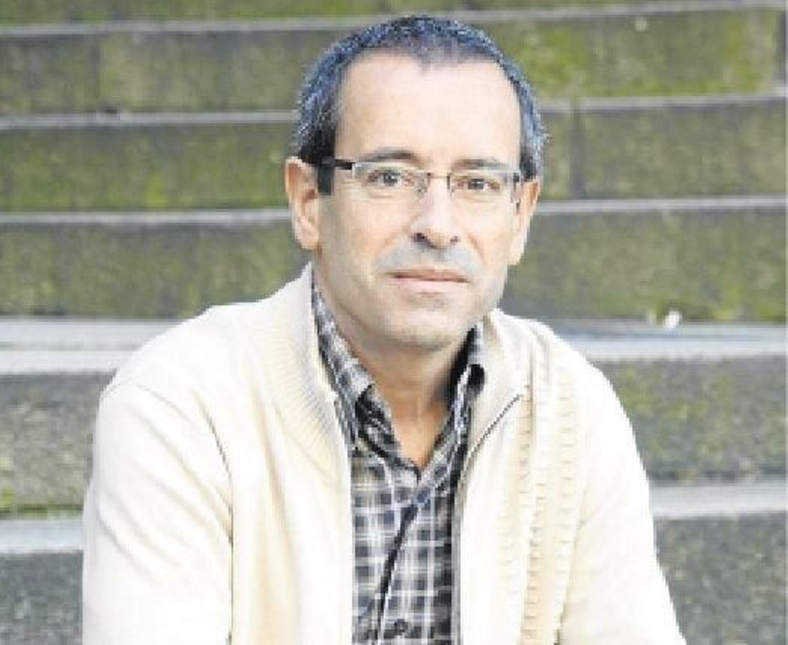 Antonio Salas Ellacuriaga, en la Facultad de Medicina de Santiago.