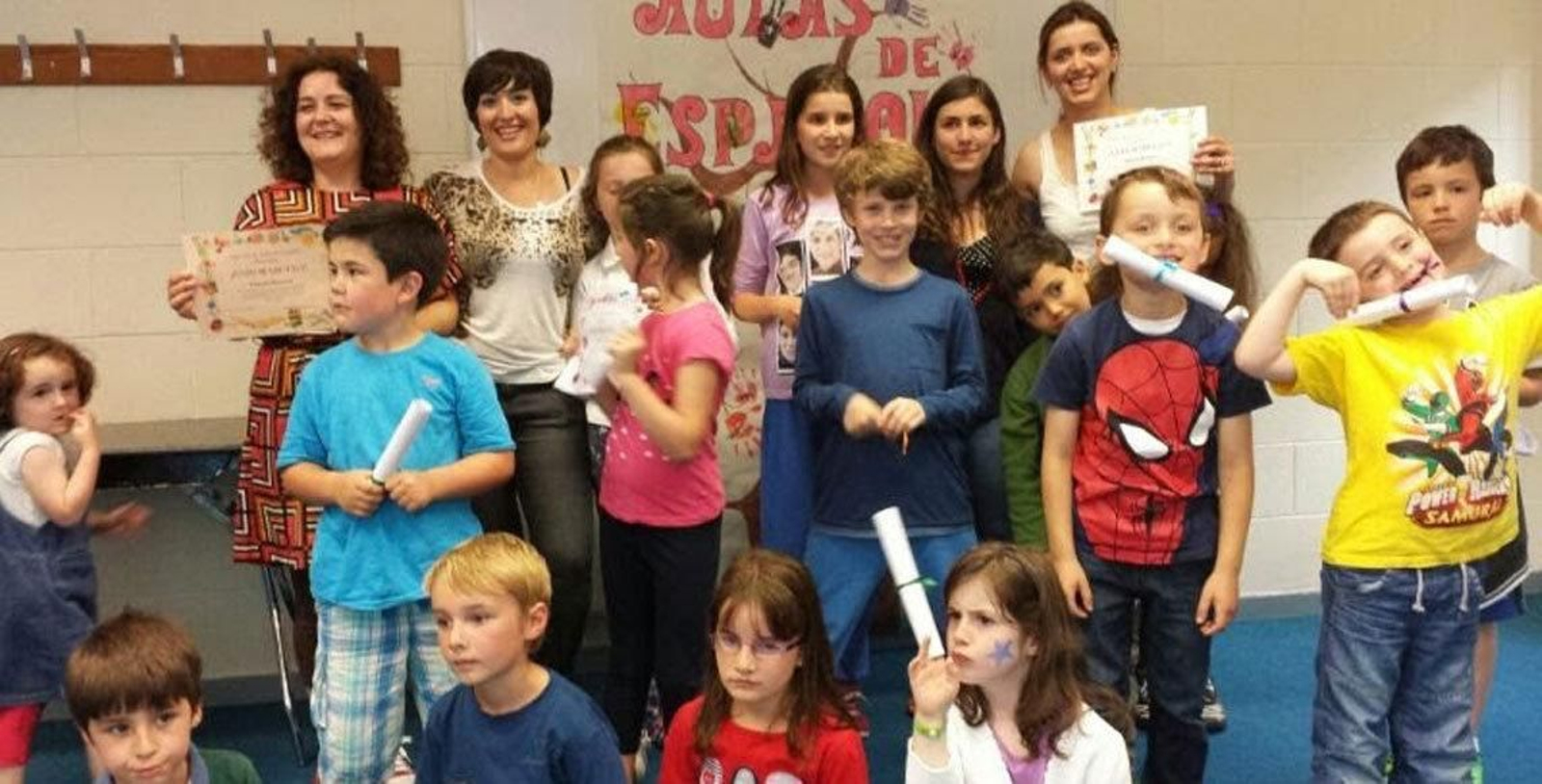 En Irlanda, ante la falta de ALCE los padres han organizado su propio sistema para transmitir la lengua y cultura españolas a sus hijos.