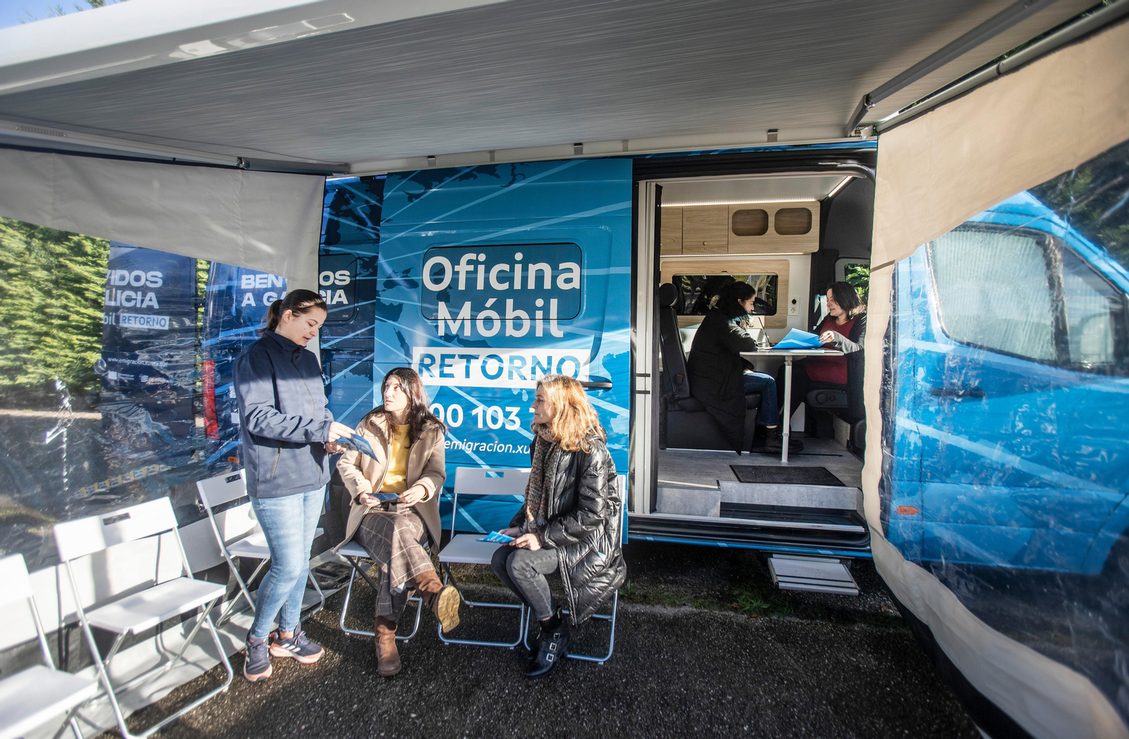 La Oficina Móvil de atención a emigrantes retornados sigue recorriendo Galicia.