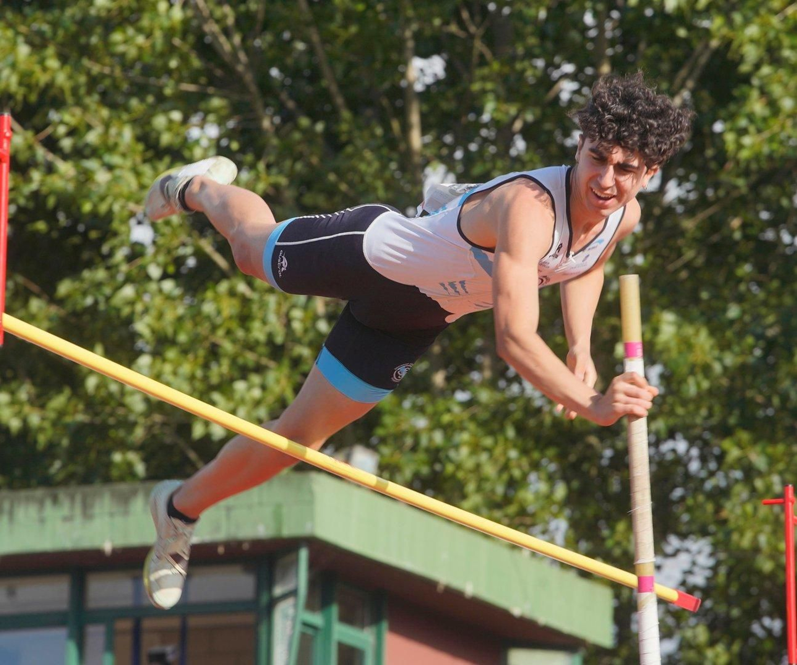 Participantes en una de las pruebas del Gran Premio Cidade de Vigo de atletismo.