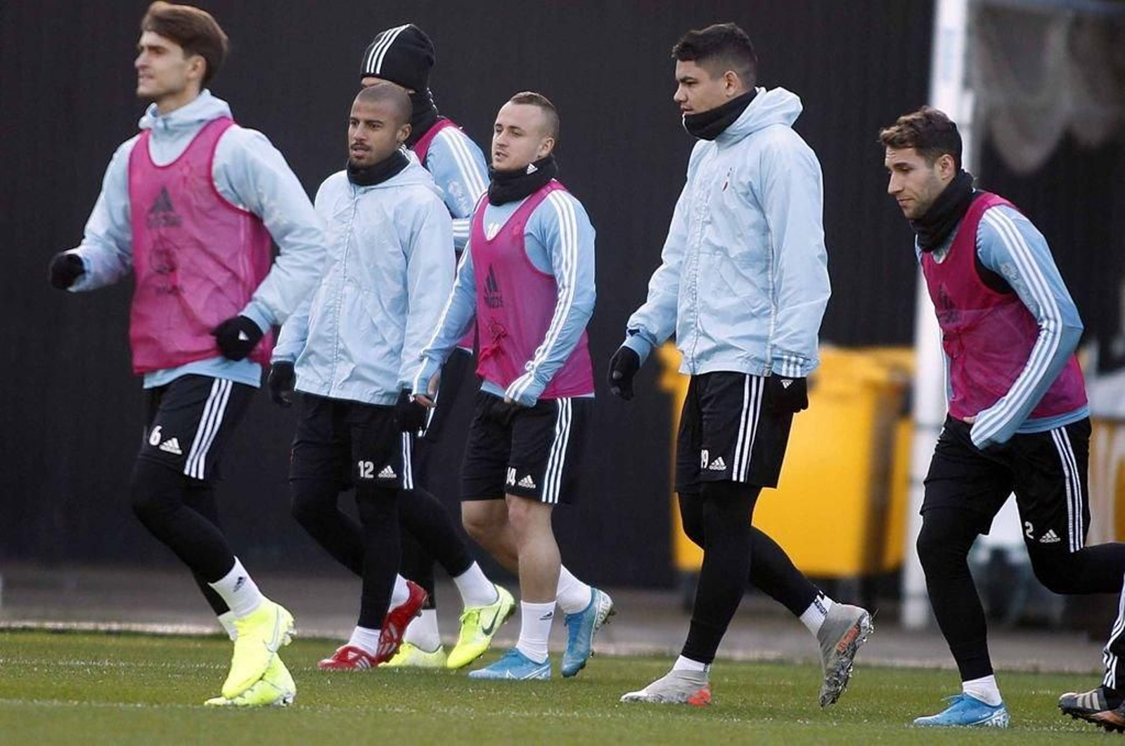 Lobotka, ayer en Balaídos aún.