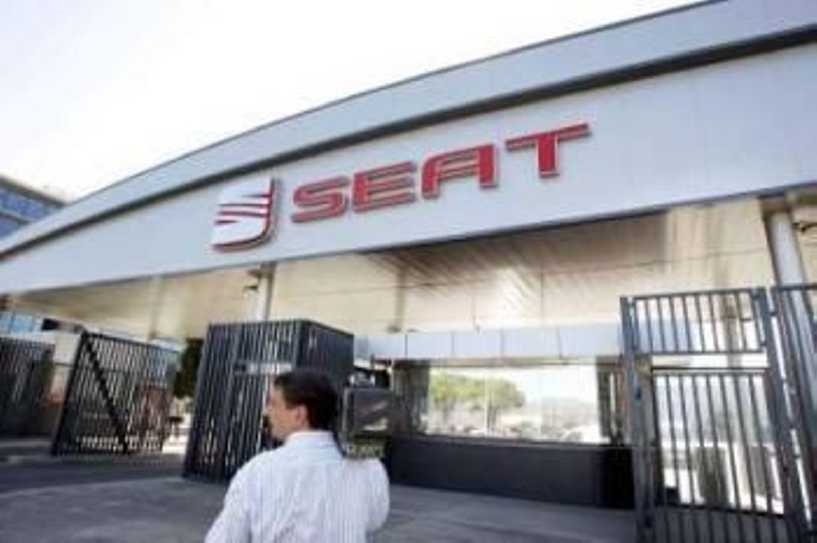 Seat prescindirá de 400 temporales