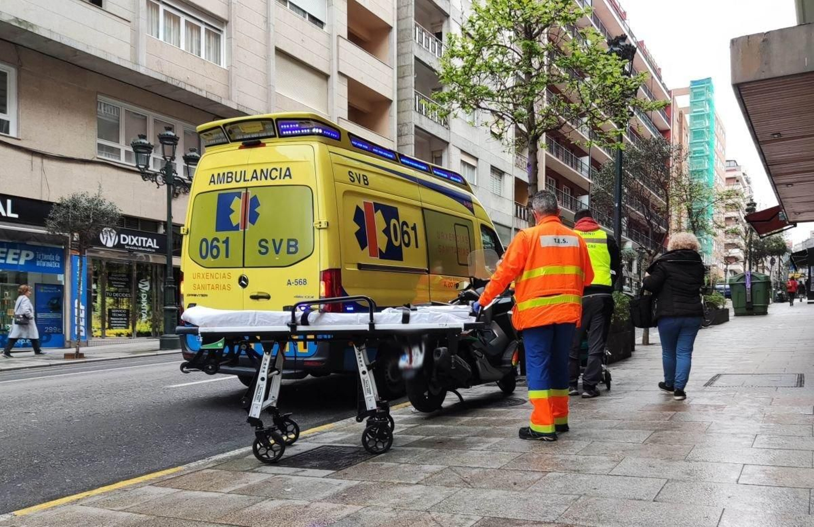 Los trabajadores, en pie de guerra contra Ambulancias del Atlántico.