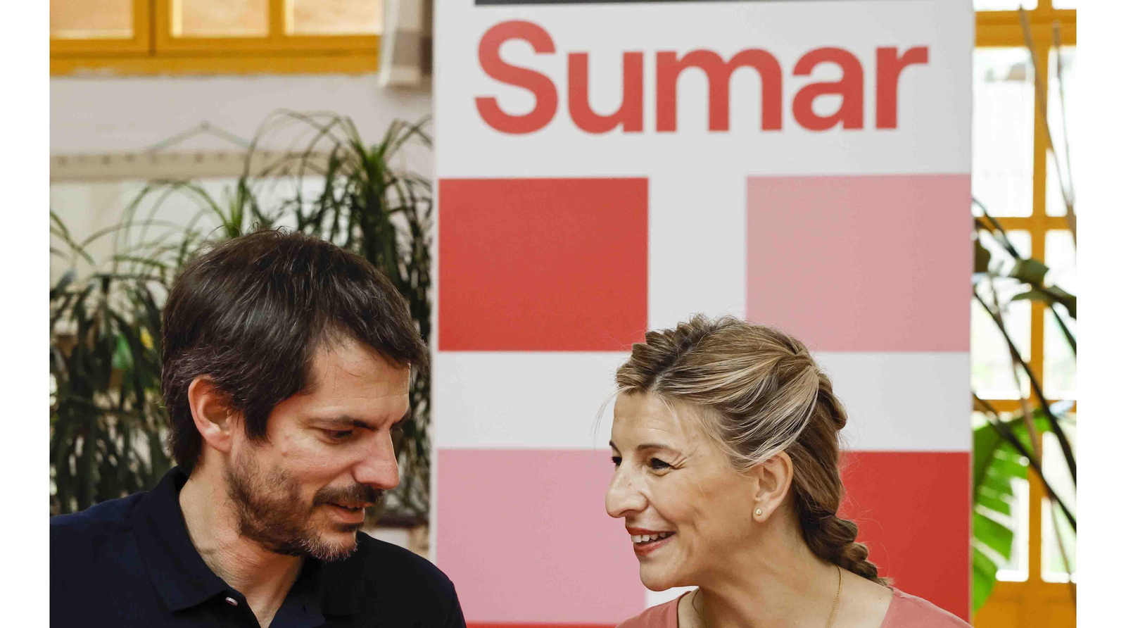 La líder de Sumar, Yolanda Díaz, y el portavoz Ernest Urtasun. EFE/ Sergio Pérez