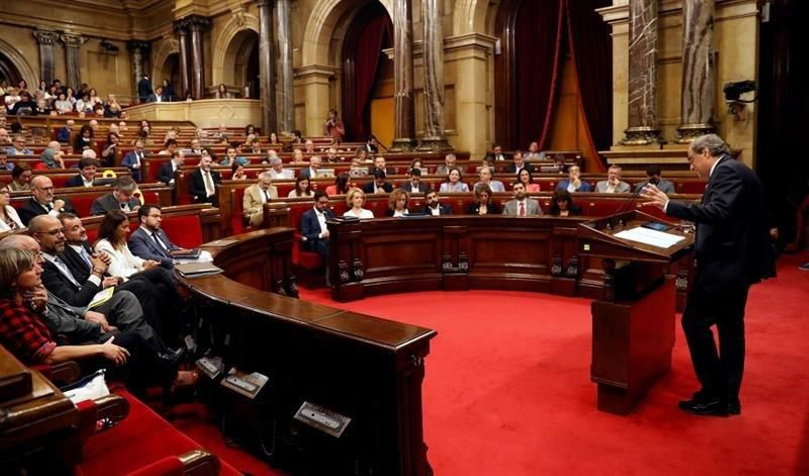 El presidente de la Generalitat, Quim Torra, durante su discurso en el debate de Política General en el pleno del Parlament