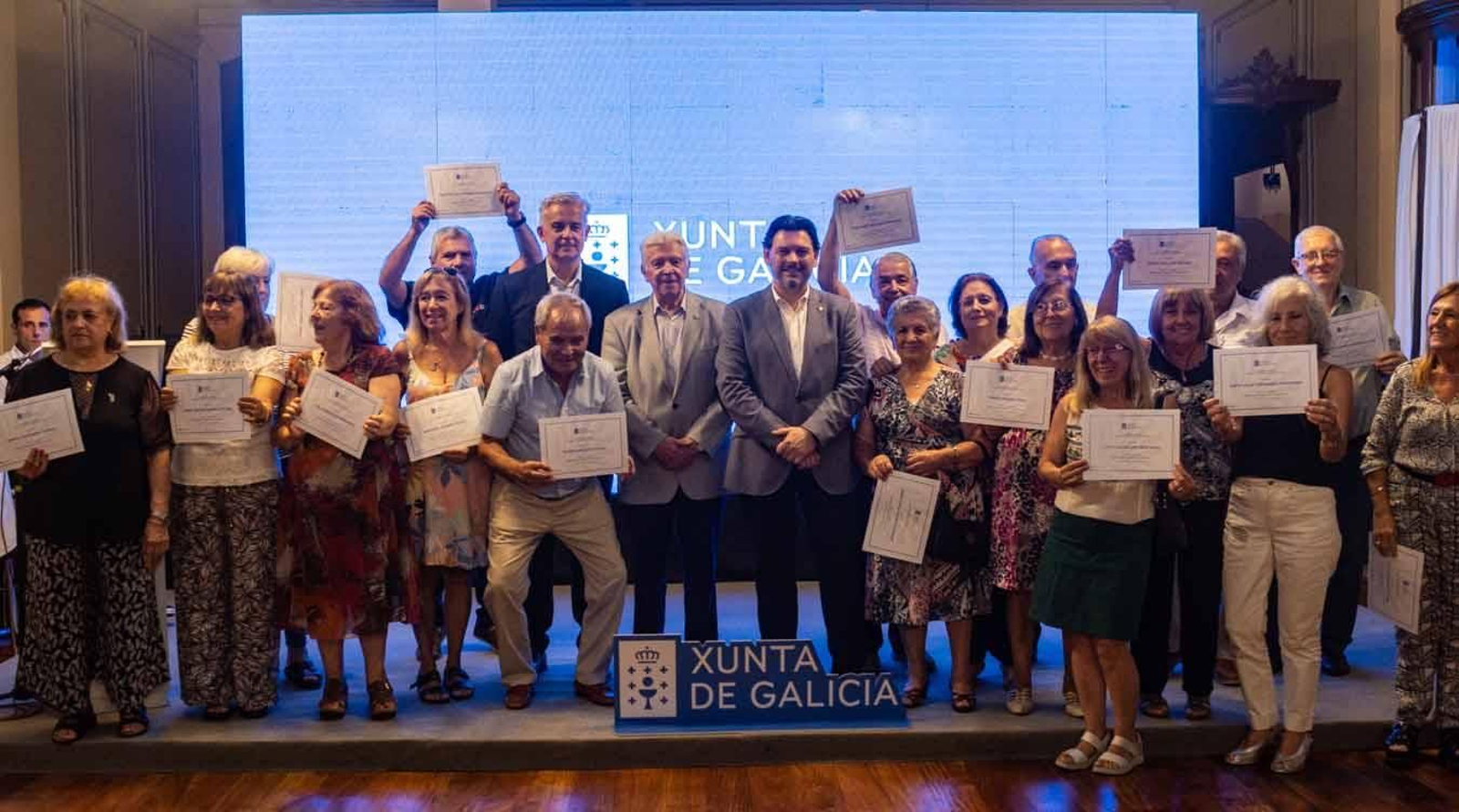 Imagen de Buenos Aires de la entrega de compostelas a las y los participantes en el Conecta co Xacobeo 2022 de la SXE