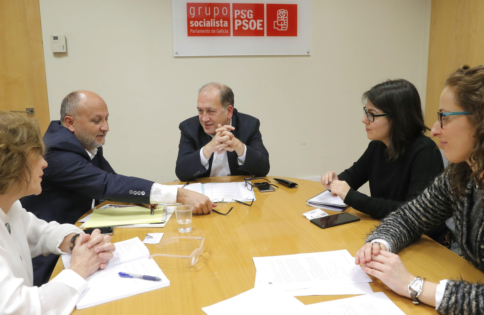 Leiceaga presidió el encuentro de expertos y militantes socialistas sobre el reto demográfico.