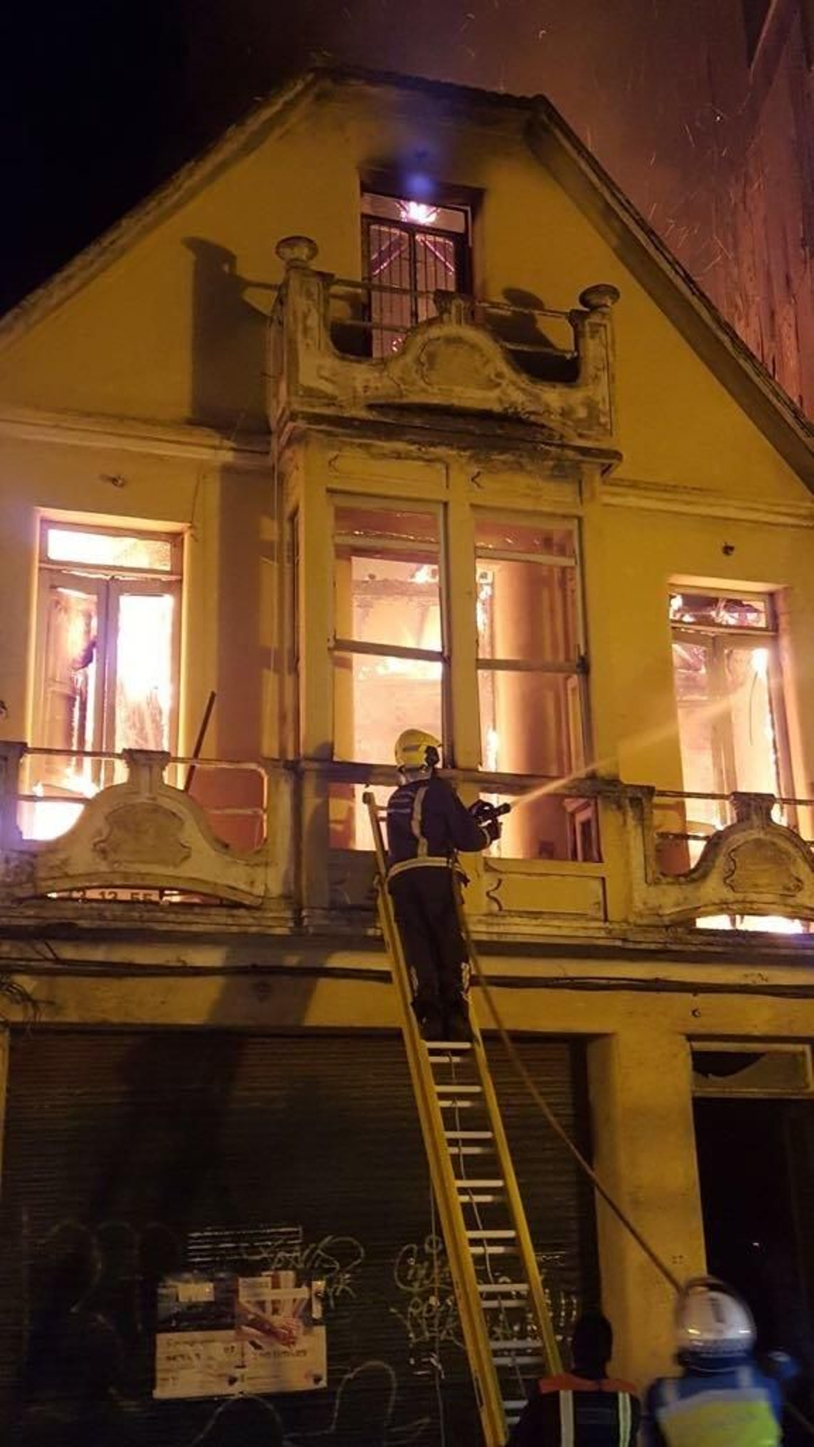 WhatsApp Image 2017-10-12 at 23.35.45