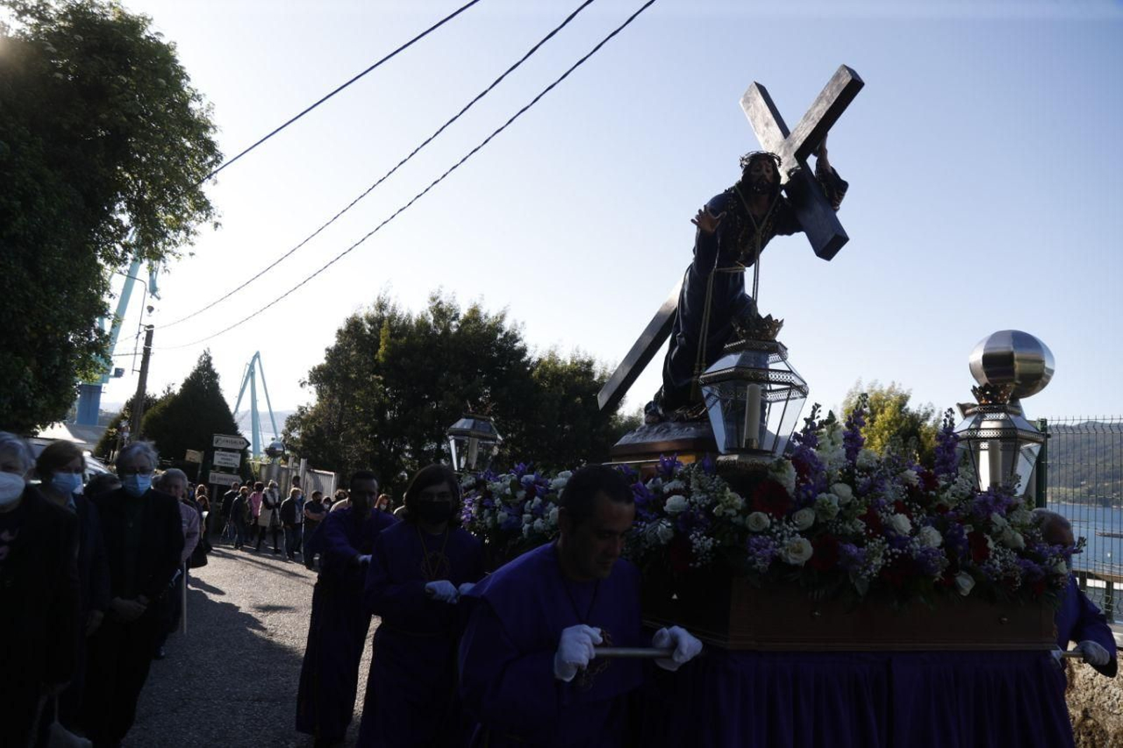La procesión de Teis inicia las marchas religiosas del Jueves Santo