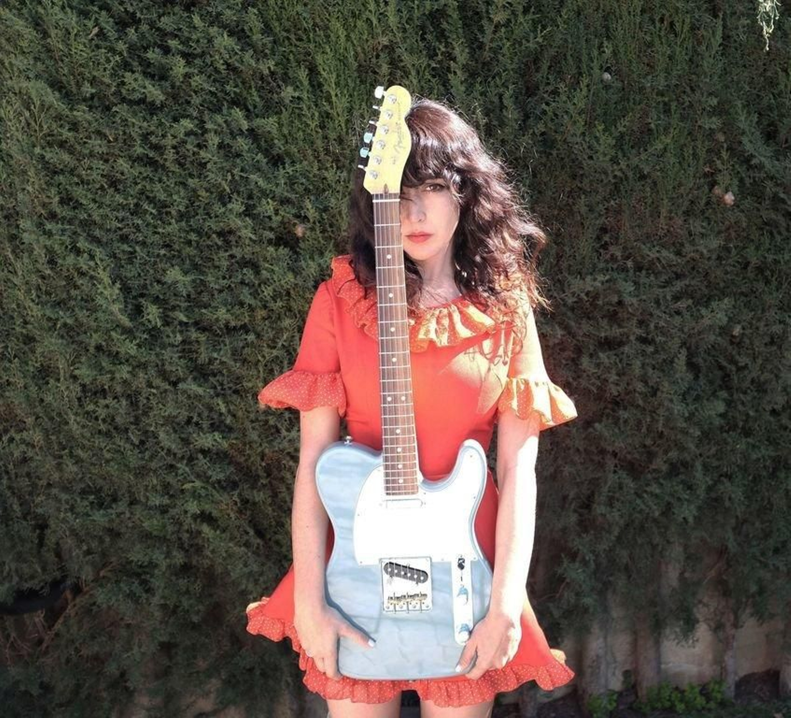 Anni b. Sweet ofrecerá un acústico en El Ensanche.