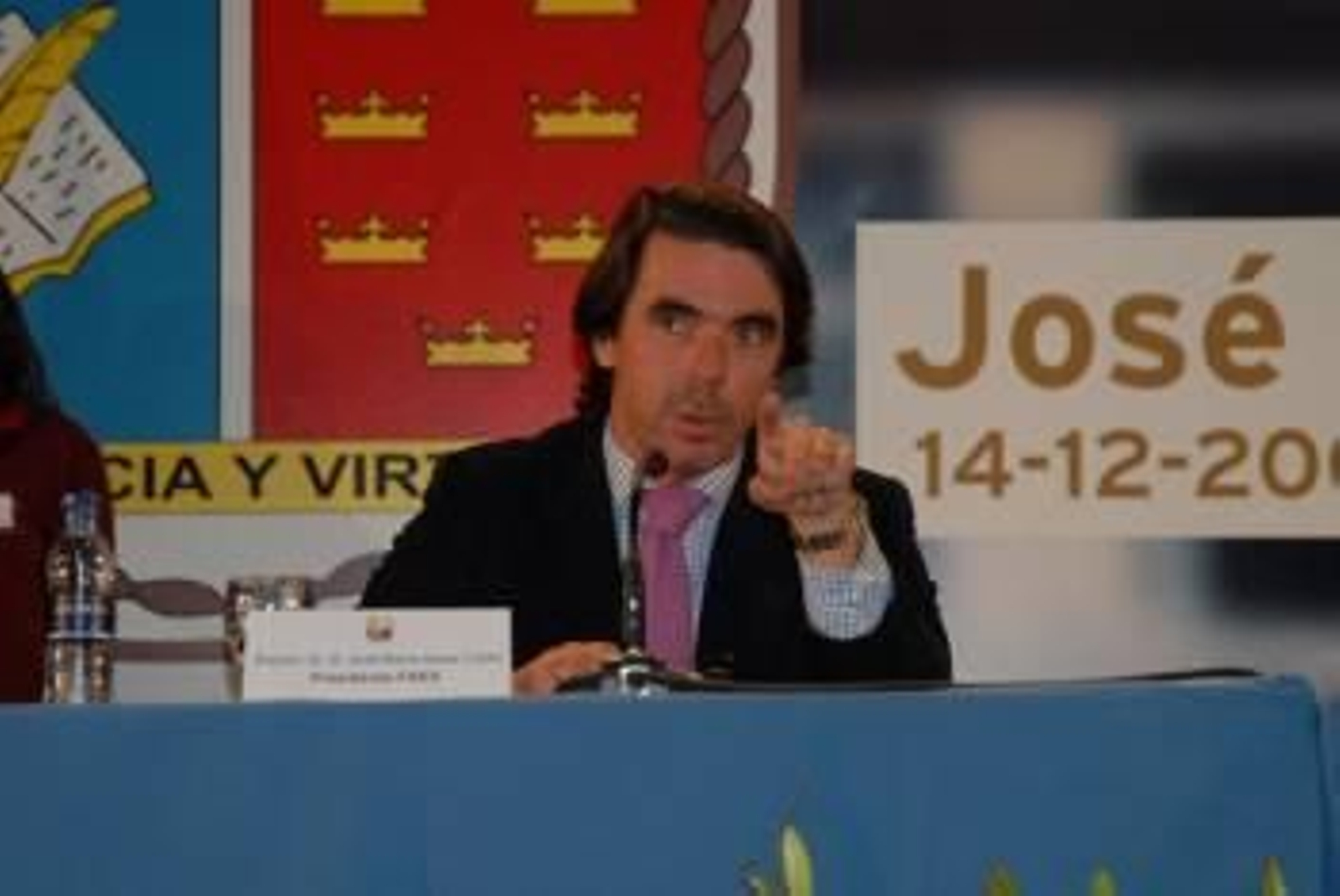 Aznar, en una conferencia en calidad de presidente de la FAES. (Foto: ARCHIVO)