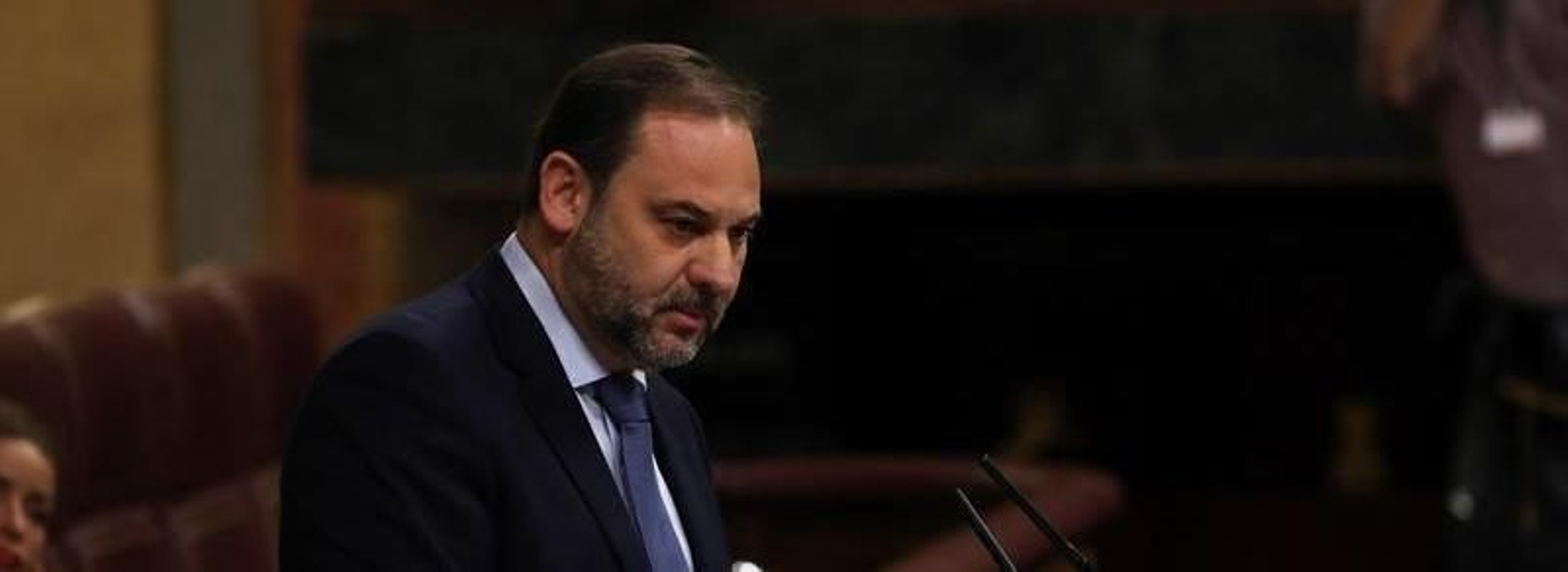 El secretario de Organización del PSOE, José Luis Ábalos, ha arrancado la defensa de la moción de censura