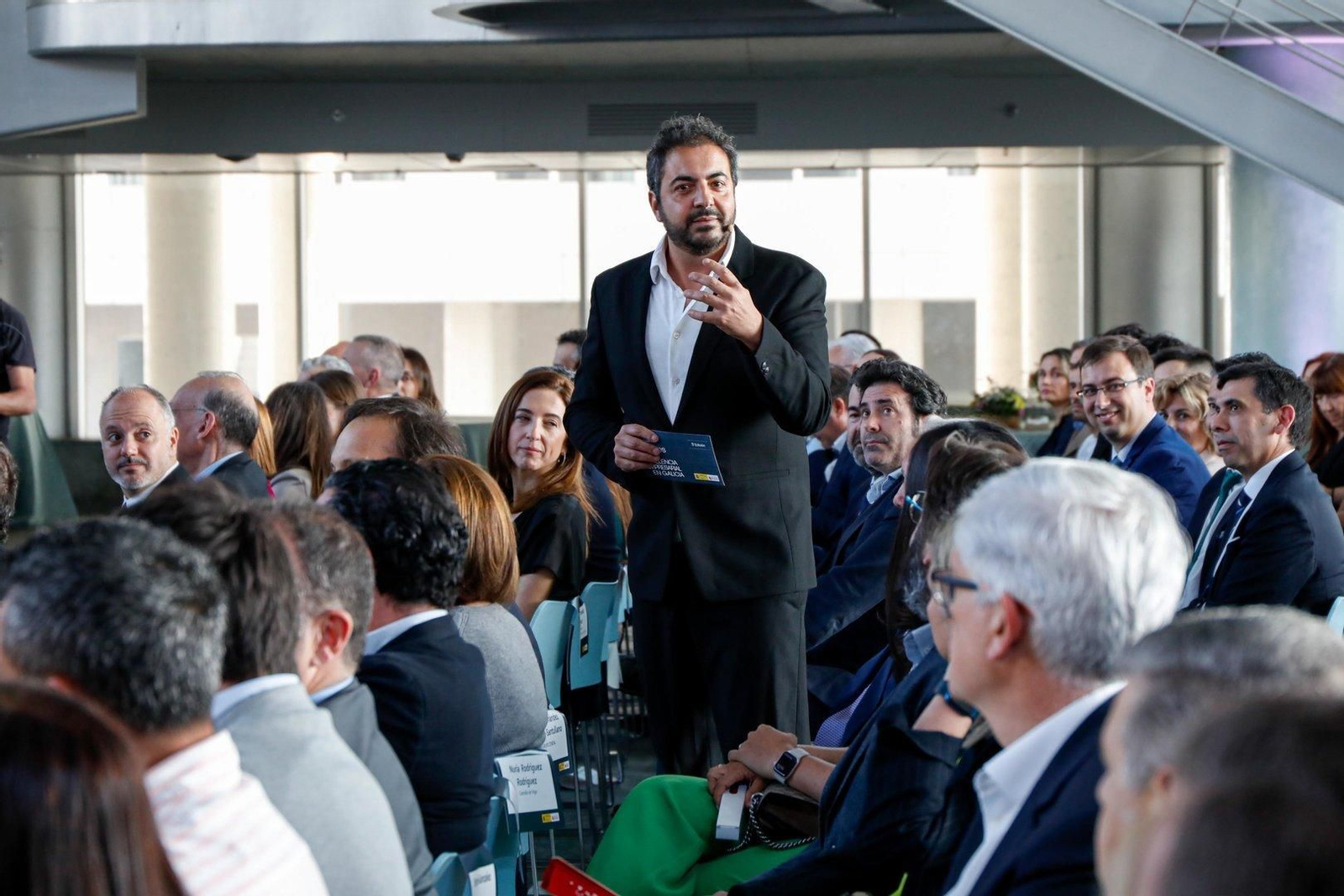 El periodista Quique Morales fue el presentador de la gala.