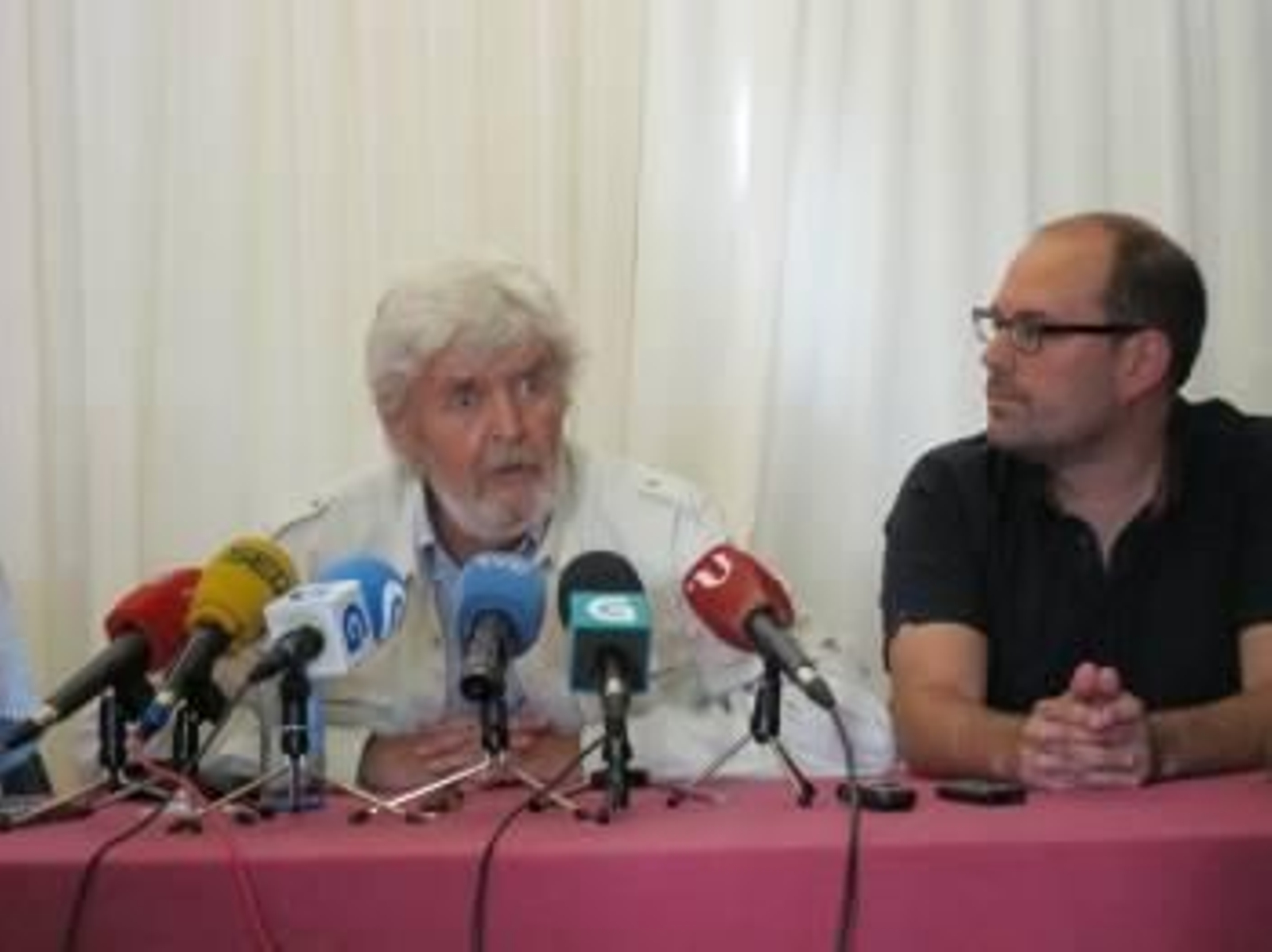 Beiras y Martiño Noriega, en una reciente comparecencia ante los medios de comunicación. (Foto: E.P.)