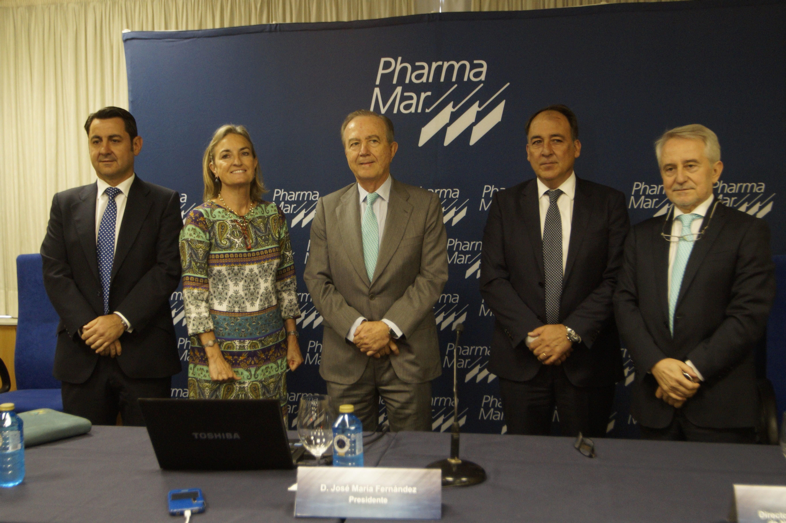 José Luis Moreno, María Luisa de Francia, Fernández de Sousa, Luis Mora y Alfonso Ortín.